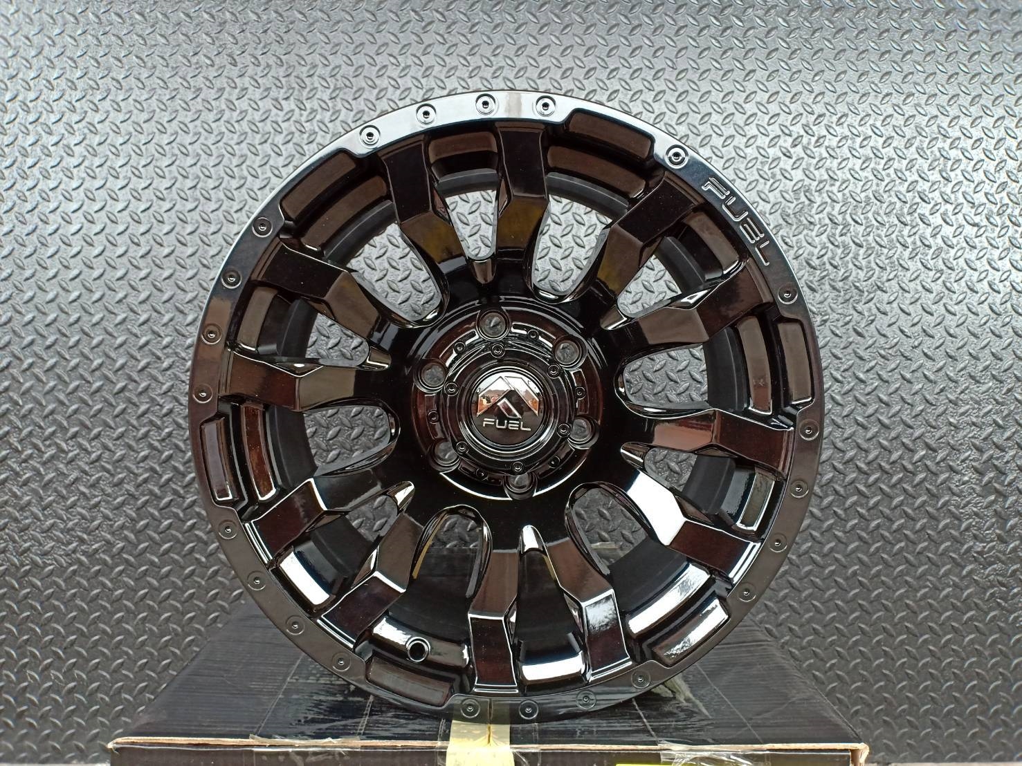 FUEL-BLITZ D675 KMC OFFROAD ขอบ17 นิ้ว GLOSS BLACK