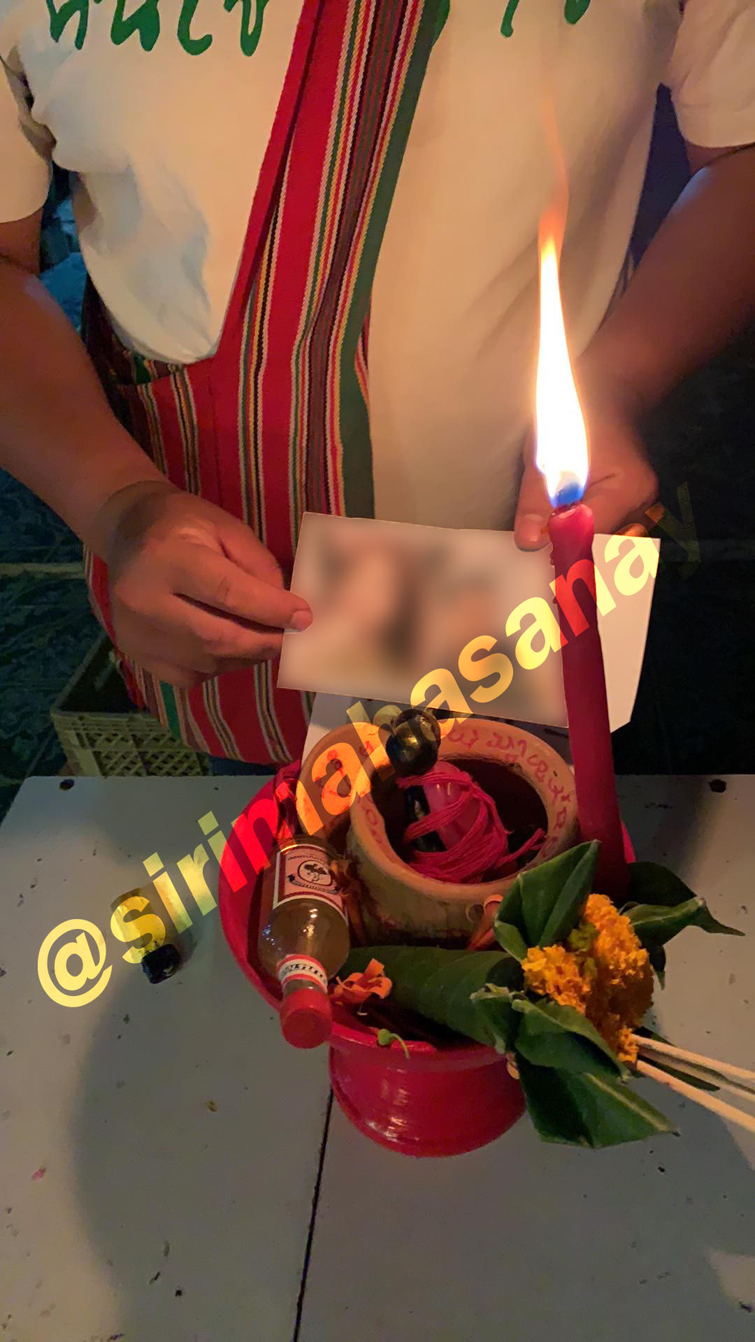 พิธีหอมดอกฮัก อาจารย์เสก สำนักสักยันต์ป๋ารมีเศรษฐีเรือนคำ