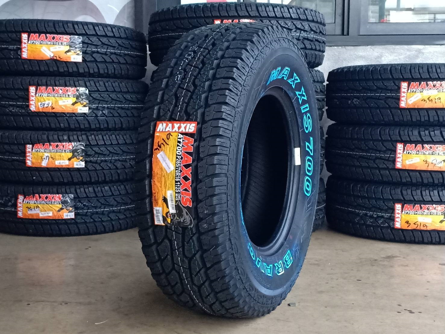 MAXXIS AT700 265/70R16 ยางใหม่ปี19 ราคาพิเศษ