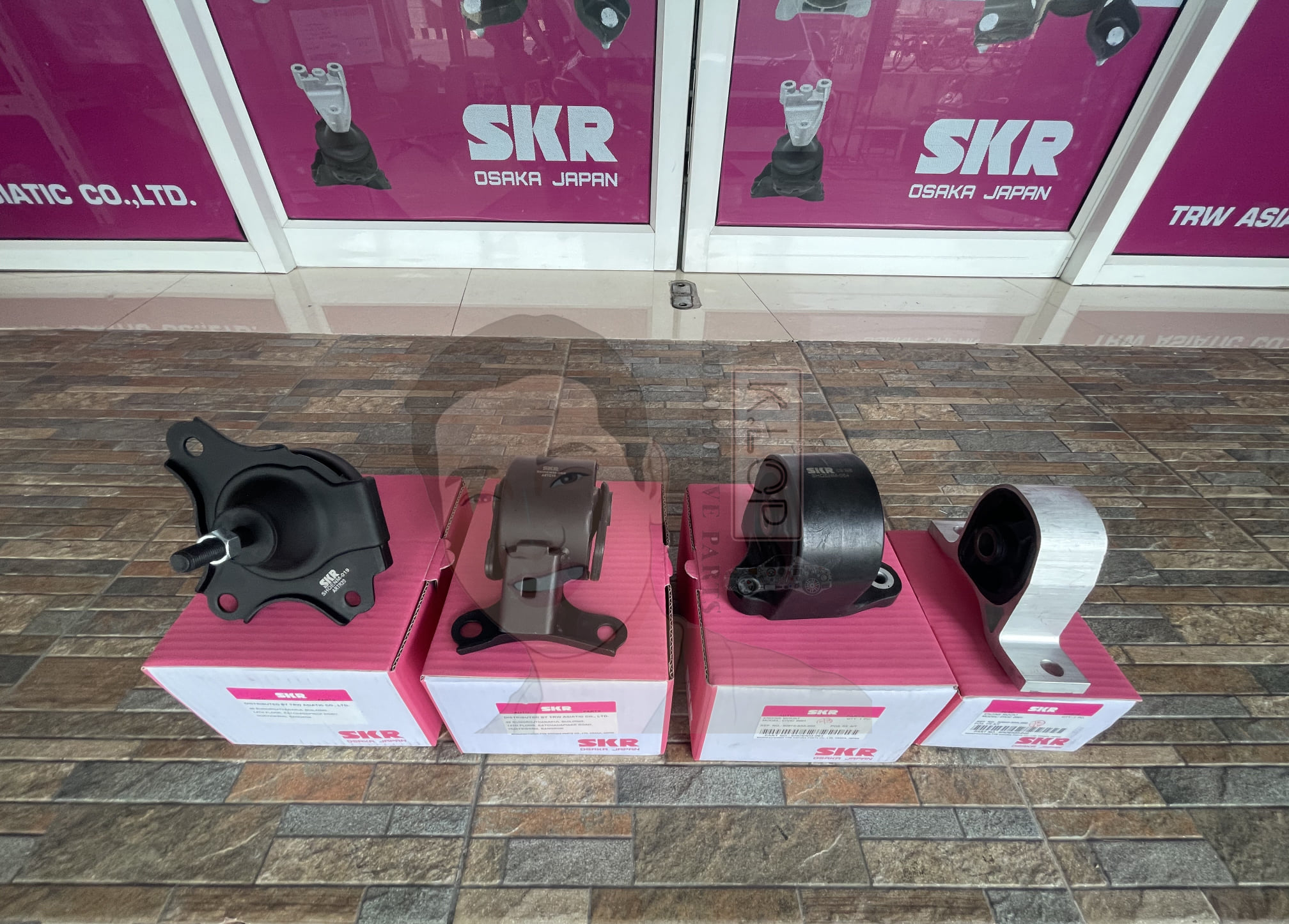 ชุดยางแท่นเครื่อง SKR : OEM JAPAN (MITSUBISHI LANCER VII ปี2003-2013 1.6 MT)