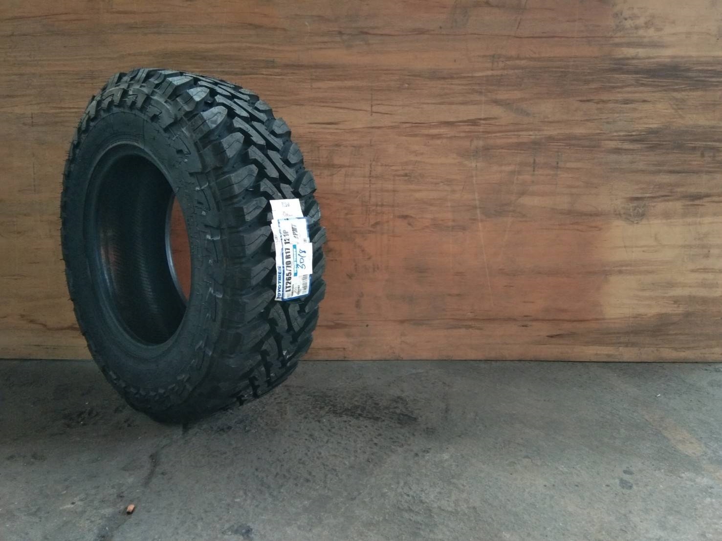 TOYO OPEN COUNTRY M/T 265/70R17 ยางมัดญี่ปุ่น ปี20 ราคาพิเศษ