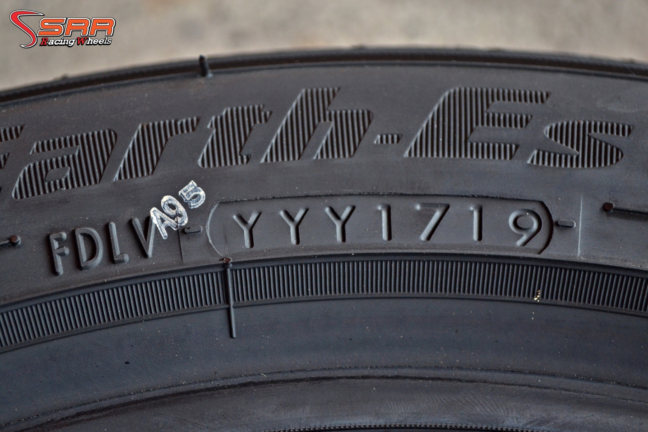 YOKOHAMA BluEarth-ES ES32 195/50R16 ยางญี่ปุ่น