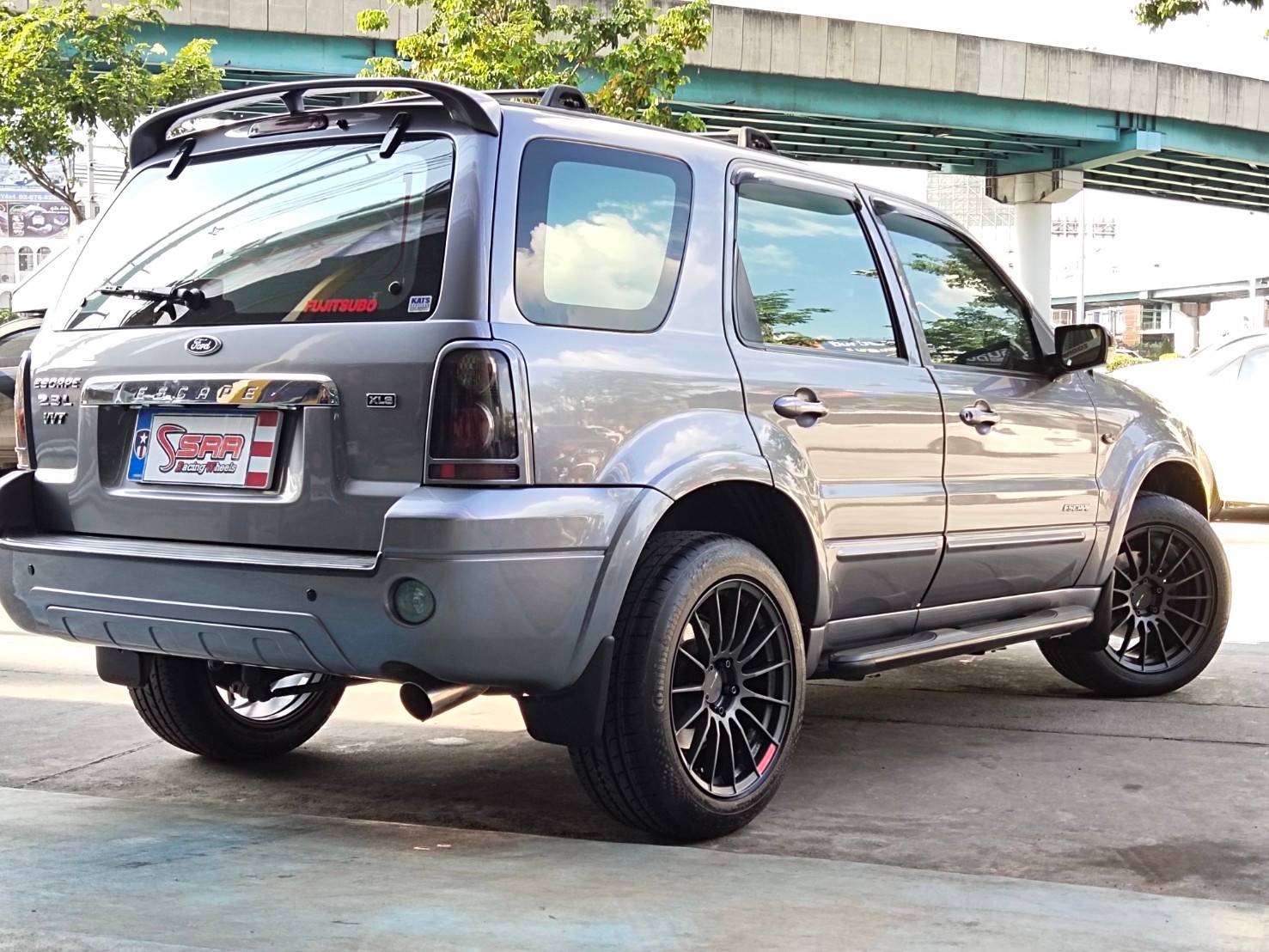 ENKEI RS05RR ล้อแท้ญี่ปุ่น ขอบ18 5x114.3 ET+35 Matte Dark Gunmetallic