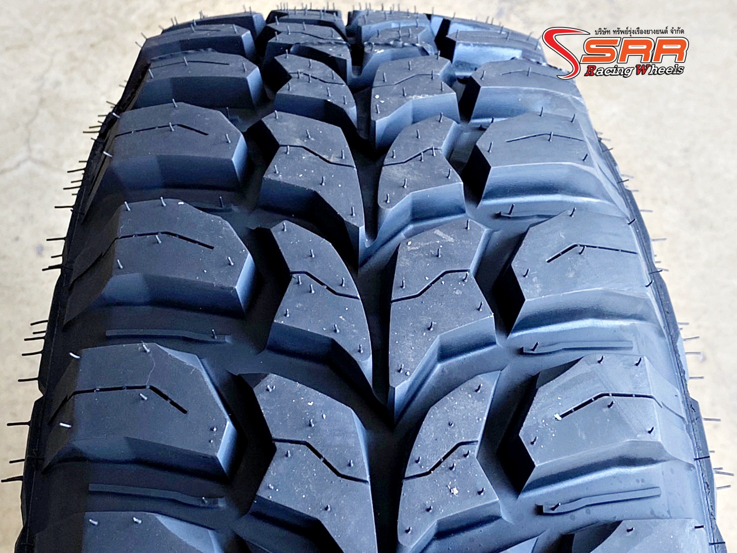 LINGLONG CROSSWIND M/T 215/75R15 ยางใหม่ปี20 ราคาพิเศษ