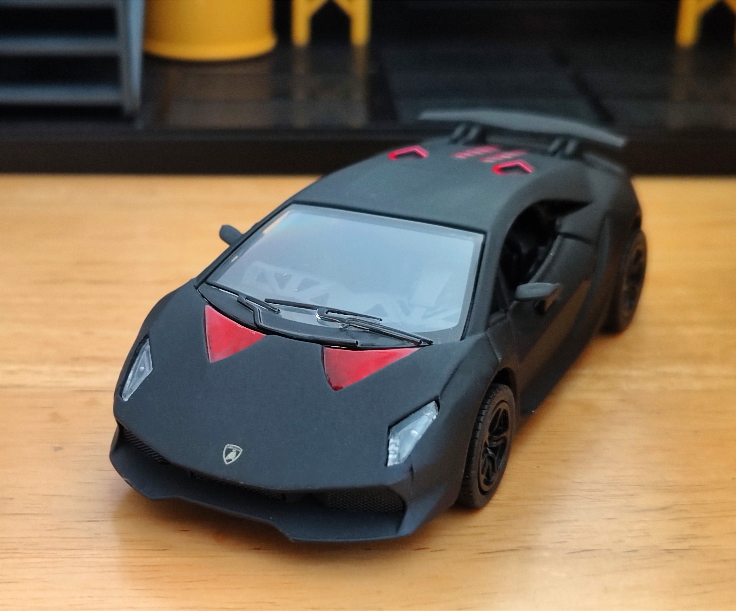 Lamborghini Sesto Elemento โมเดลรถเหล็ก (ปลีก-ส่ง)