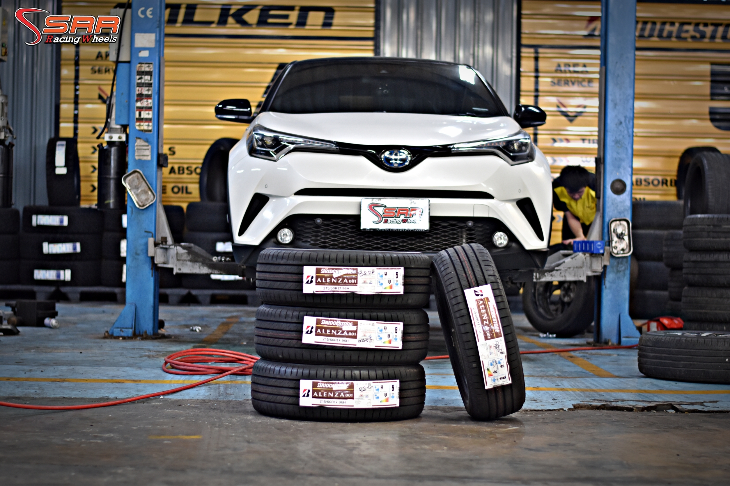 BRIDGESTONE ALENZA 001 215/60R17 ยางใหม่ ลดราคาพิเศษ