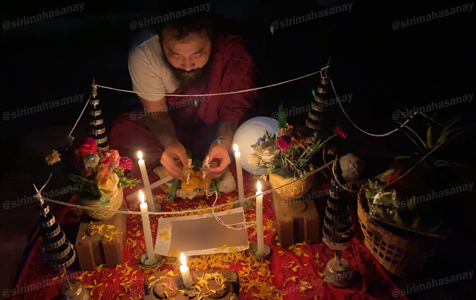 พิธีมนต์เสน่ห์จันทร์ อาจารย์เดี่ยว สุทธิกาโร สำนักสักยันต์เข็มเสน่ห์บูรพา