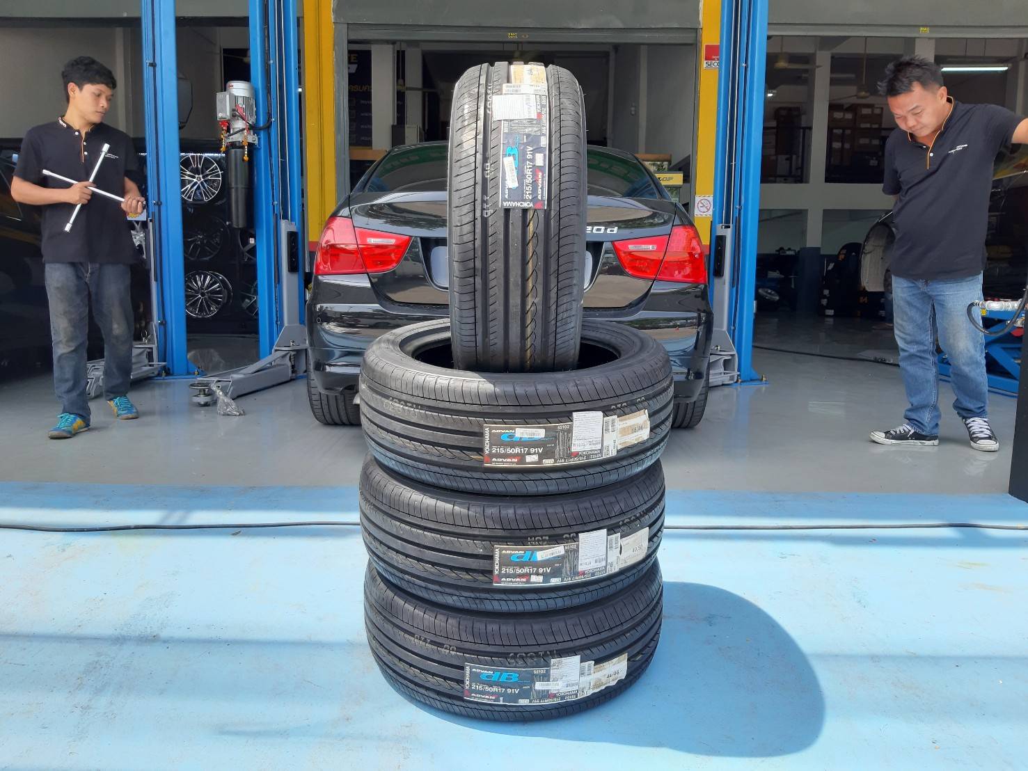 YOKOHAMA ADVAN dB decibel V551 215/50R17 ยางใหม่ลดราคาพิเศษ
