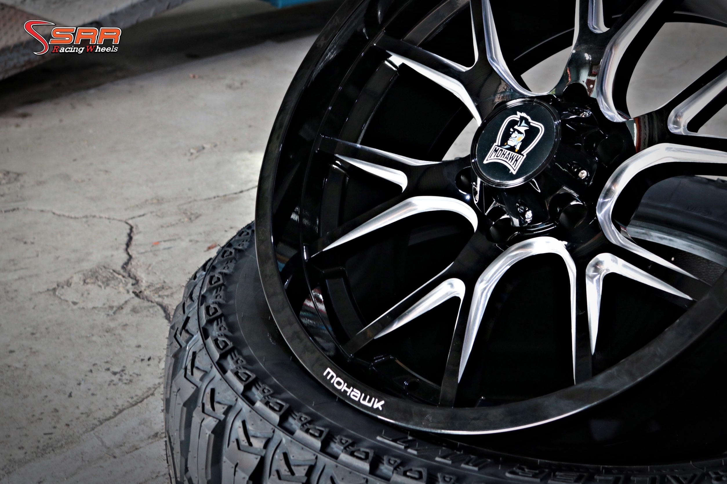 MOHAWK WP910 ขอบ18 และขอบ20 6x139.7 GLOSS BLACK MILLING