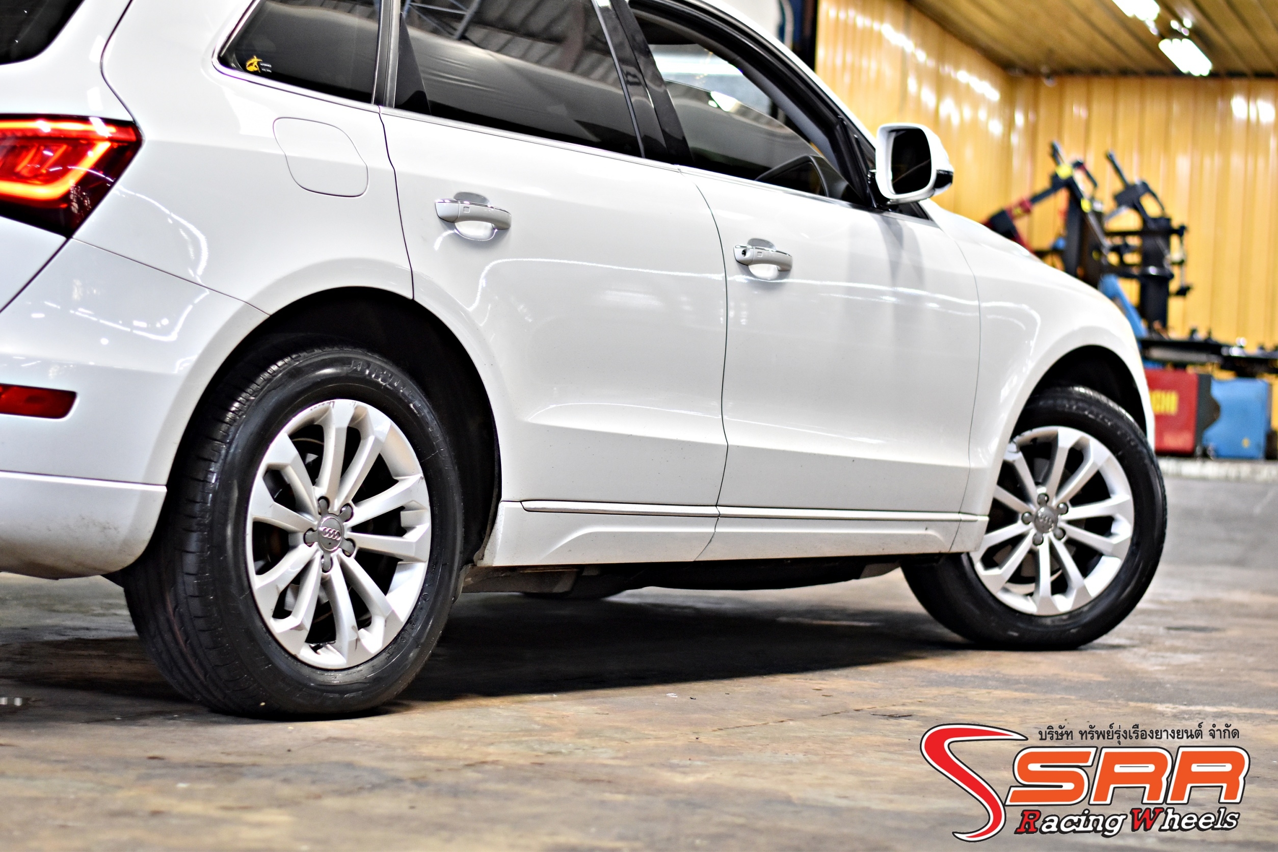 BRIDGESTONE DUELER H/P SPORT 235/60R18 ยางนำเข้าปี20 ราคาพิเศษ