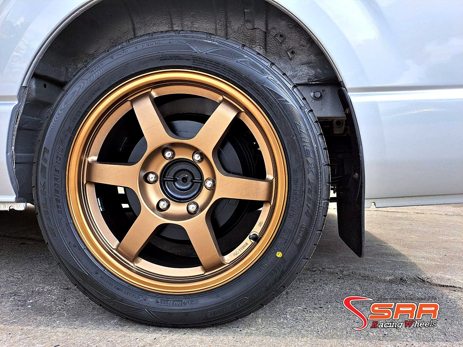 TE37 DS-035 ขอบ18 นิ้ว 6x139.7 ET33 สำหรับใส่รถตู้ TOYOTA COMMUTER