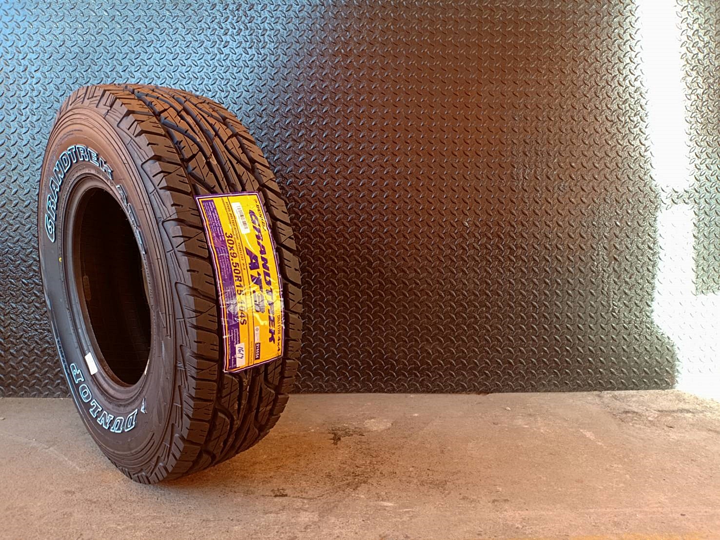 DUNLOP GRANDTREK AT3 30x9.5R15 ยางปี19 ลดราคาพิเศษ