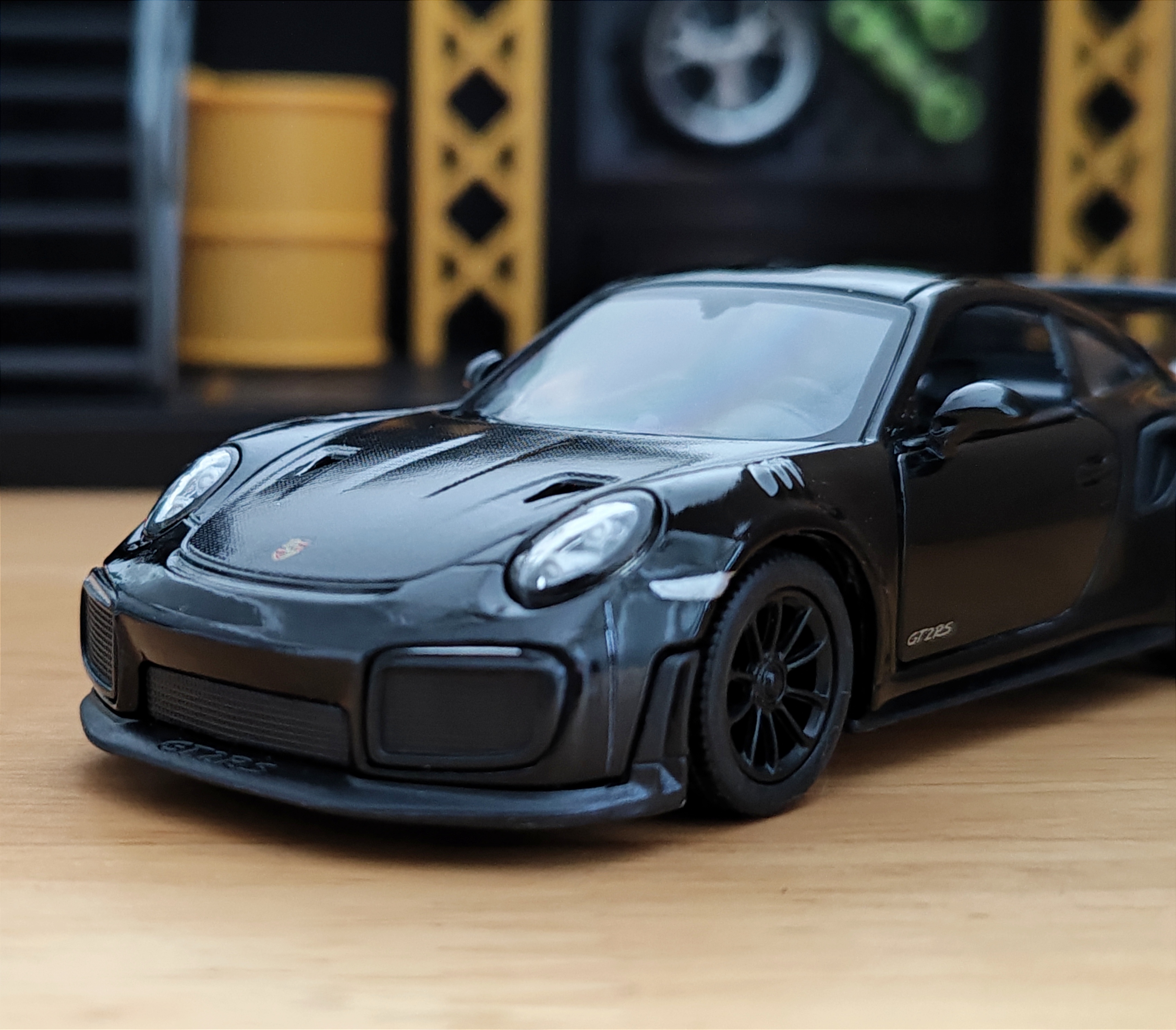 Porsche 911 GT2 RS โมเดลรถเหล็ก (ปลีก-ส่ง)