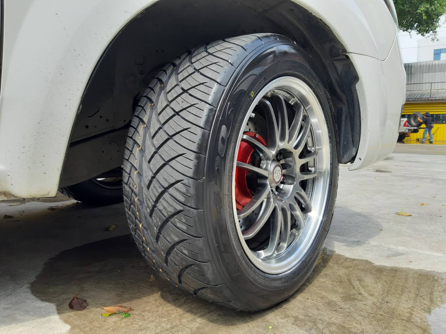 NITTO NT420S 255/50R18 ยางญี่ปุ่น ปี20 ราคาพิเศษ