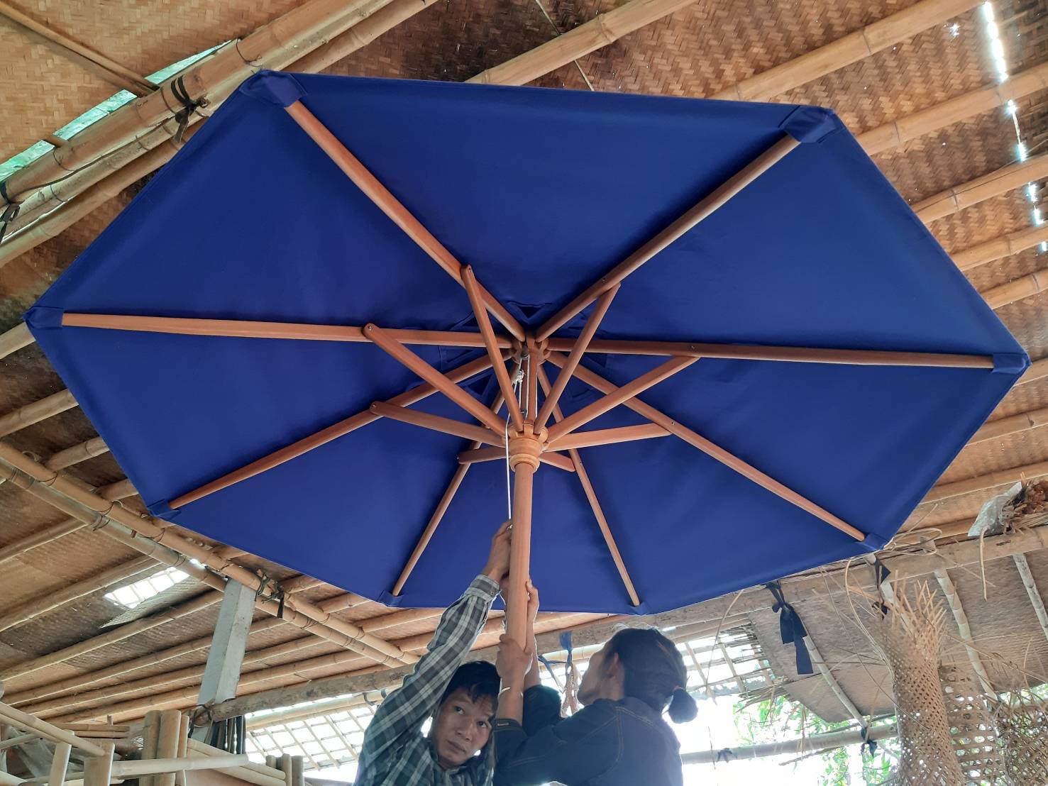 ร่มไม้ 50 นิ้ว ผ้า ซัลเบลล่า sunbella wood umbrella