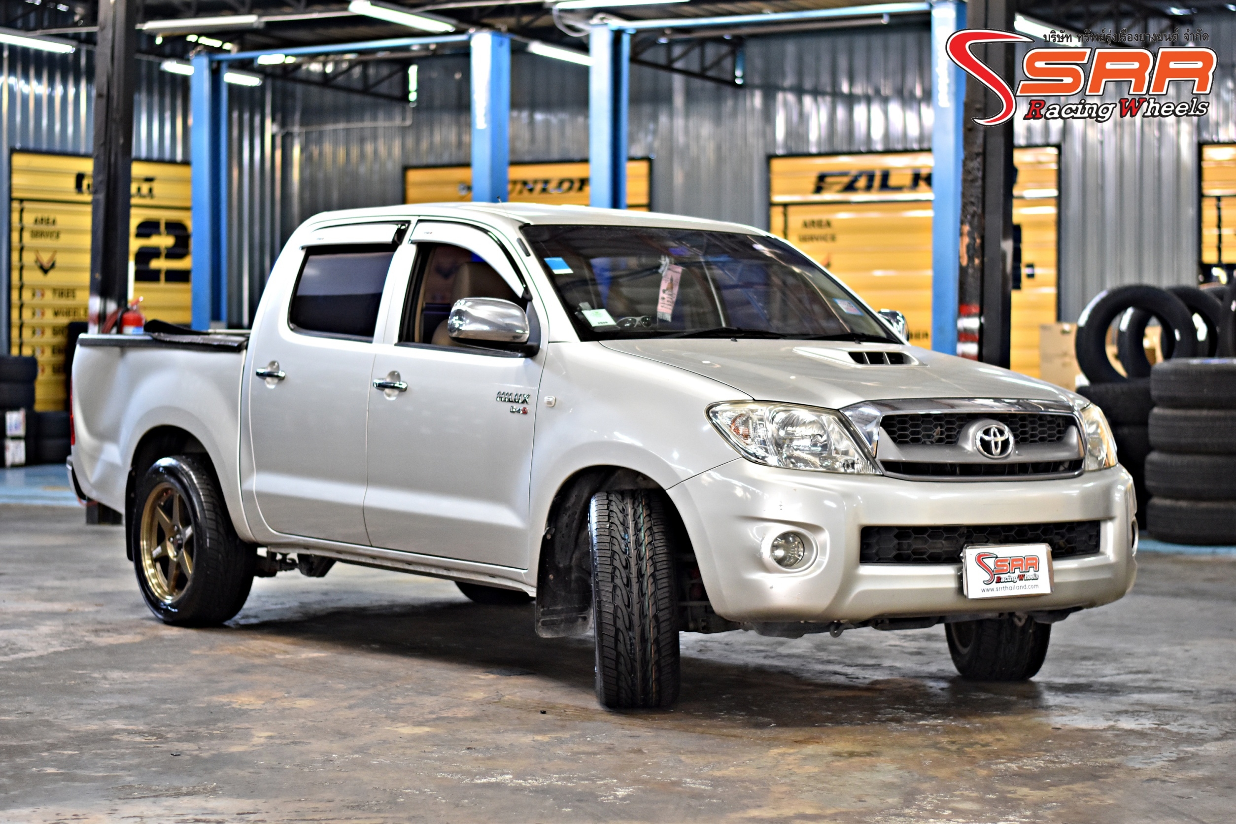 TOYO PROXES ST2 255/50R18 ยางใหม่ปี19 ยางญี่ปุ่น ลดราคาพิเศษ