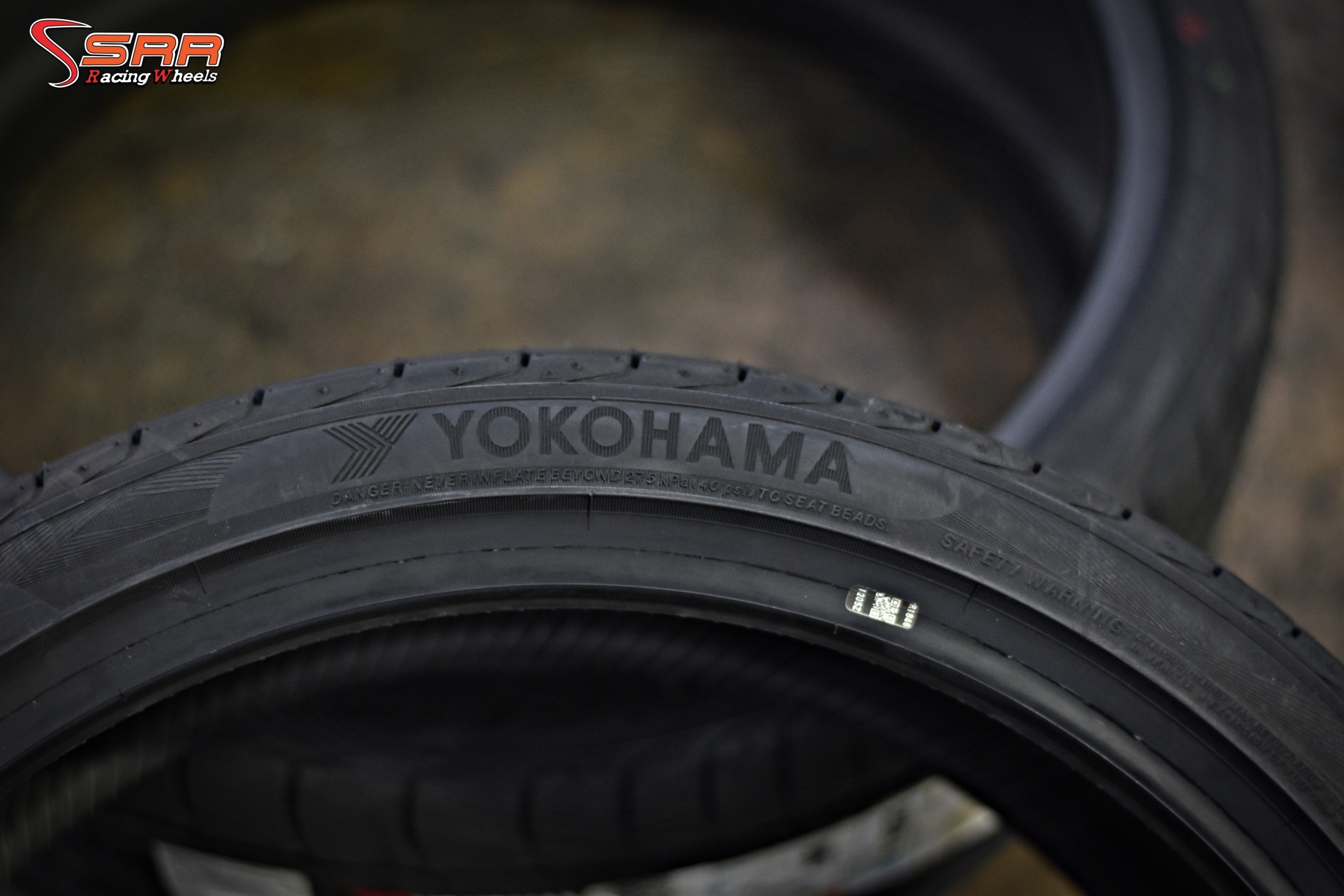 YOKOHAMA ADVAN SPORT V105 265/30ZR20 ยางใหม่ปี2021 ราคาพิเศษ