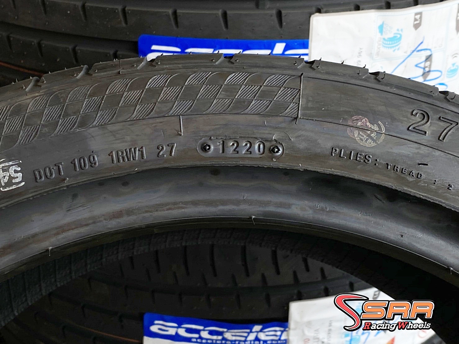 ACCELERA PHI-2 275/35ZR19 ยางเข้าใหม่ปี20 ราคาพิเศษ