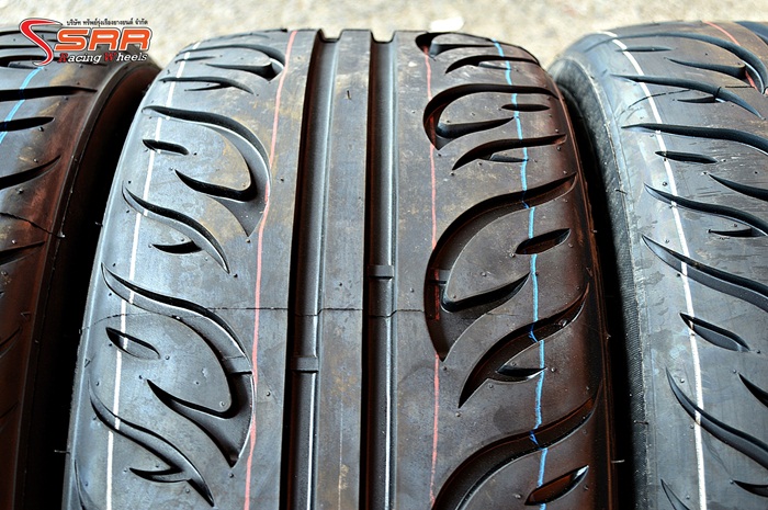 SPLENDID TIRES ZENO SD09 265/35R18