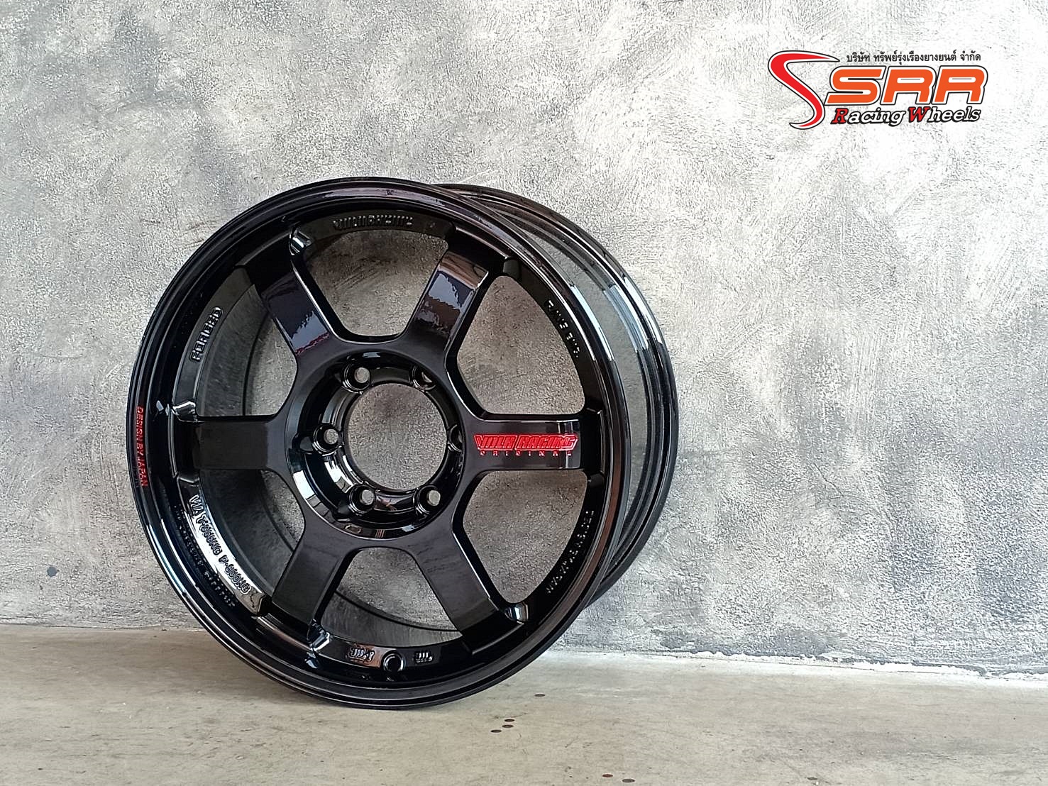 TE37XX ขอบ18 ET33 6x139.7 BLACK (WE ED-RED) ราคาวงละ 5,000 บาท