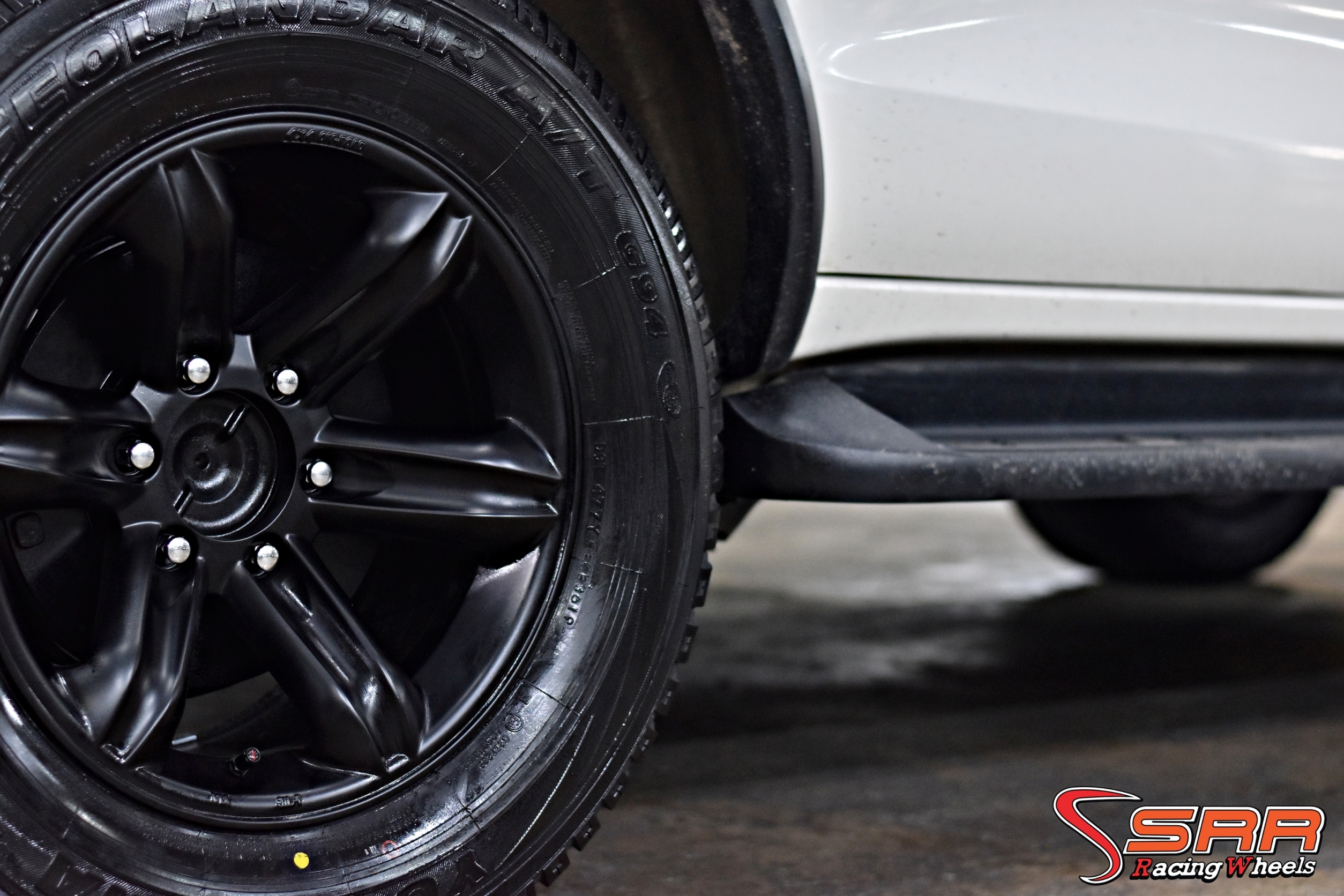 ล้อเล็บเหยี่ยว PARODI RHINO ขอบ17 6H139.7 ET0 สีดำด้าน ราคาพิเศษ