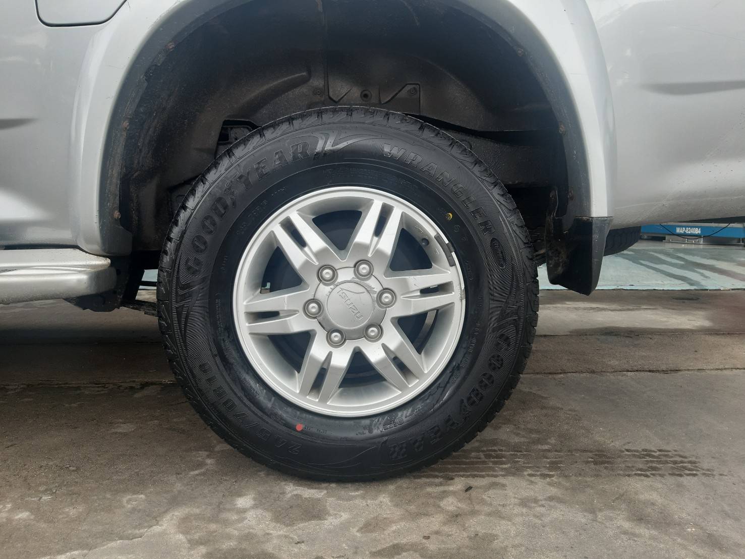 GOODYEAR WRANGLER TRIPLEMAX 245/70R16 ยางปี20 ราคาพิเศษ