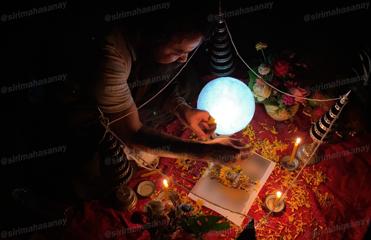 พิธีมนต์เสน่ห์จันทร์ อาจารย์เดี่ยว สุทธิกาโร สำนักสักยันต์เข็มเสน่ห์บูรพา