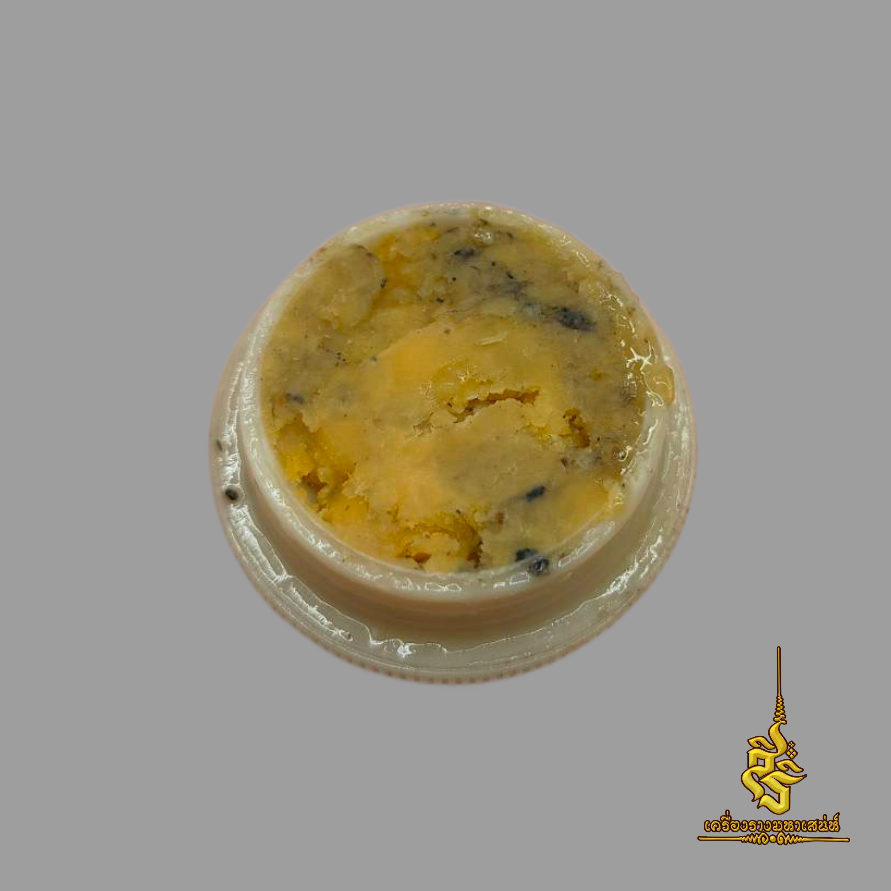 ⭕️ สีผึ้งมหาเสน่ห์ผสมน้ำมันพรายยุคต้น พบในย่าม หลวงปู่ชื่น วัดตาอี