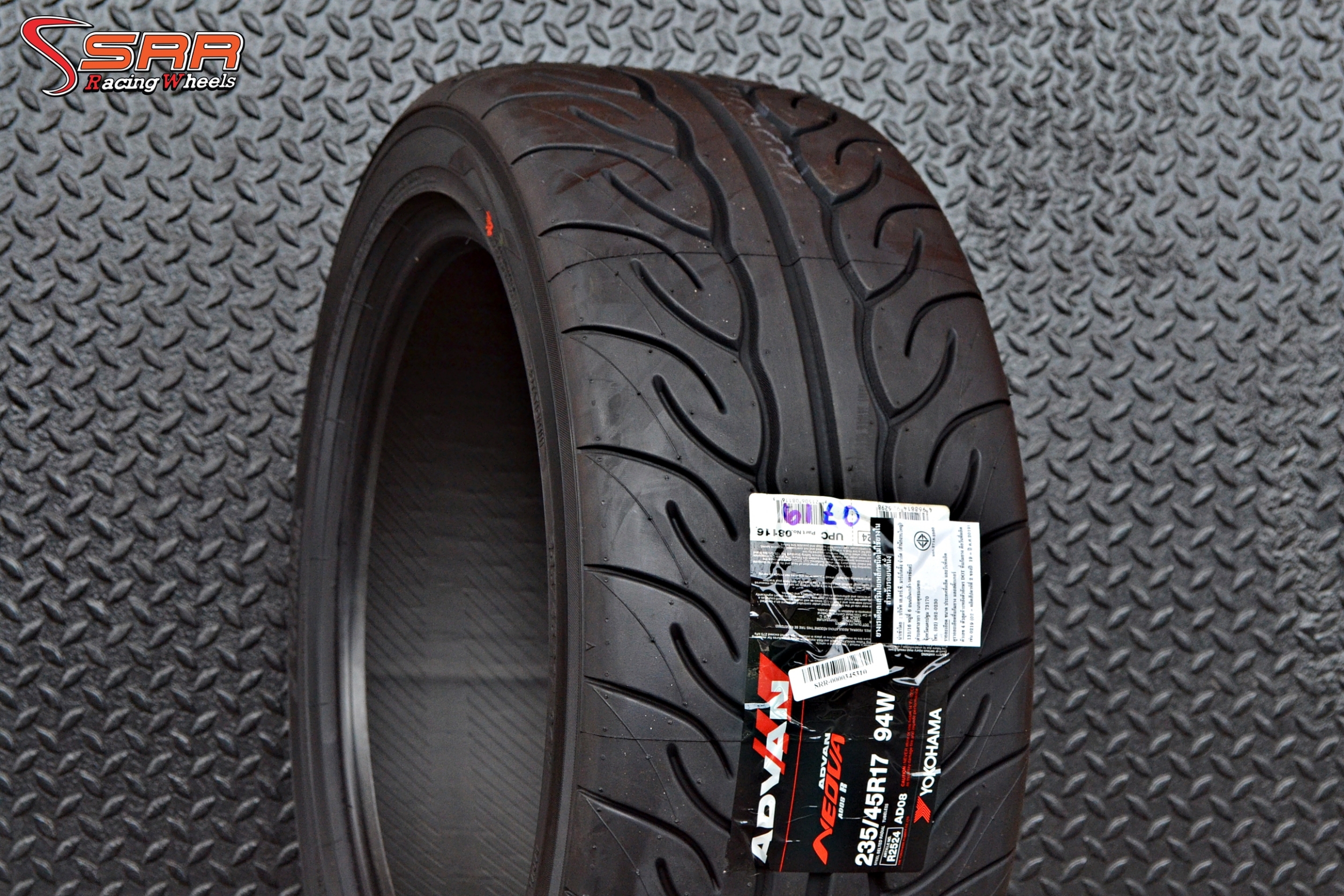 YOKOHAMA AD08 235/45R17 ยางซอฟญี่ปุ่น ปี19