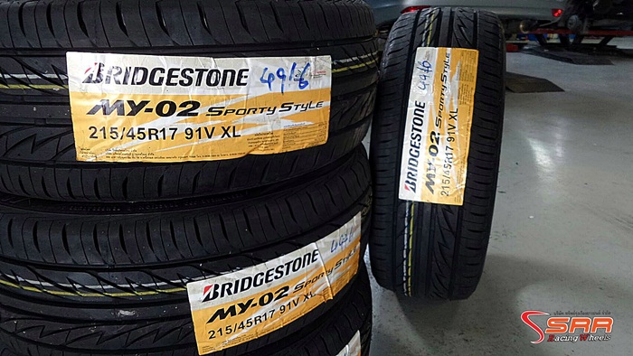 BRIDGESTONE MY02 215/45R17