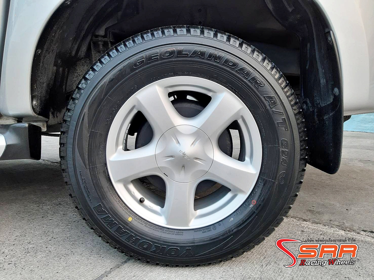 YOKOHAMA GEOLANDAR A/T G94 265/65R17 ยางปี19 ราคาพิเศษ