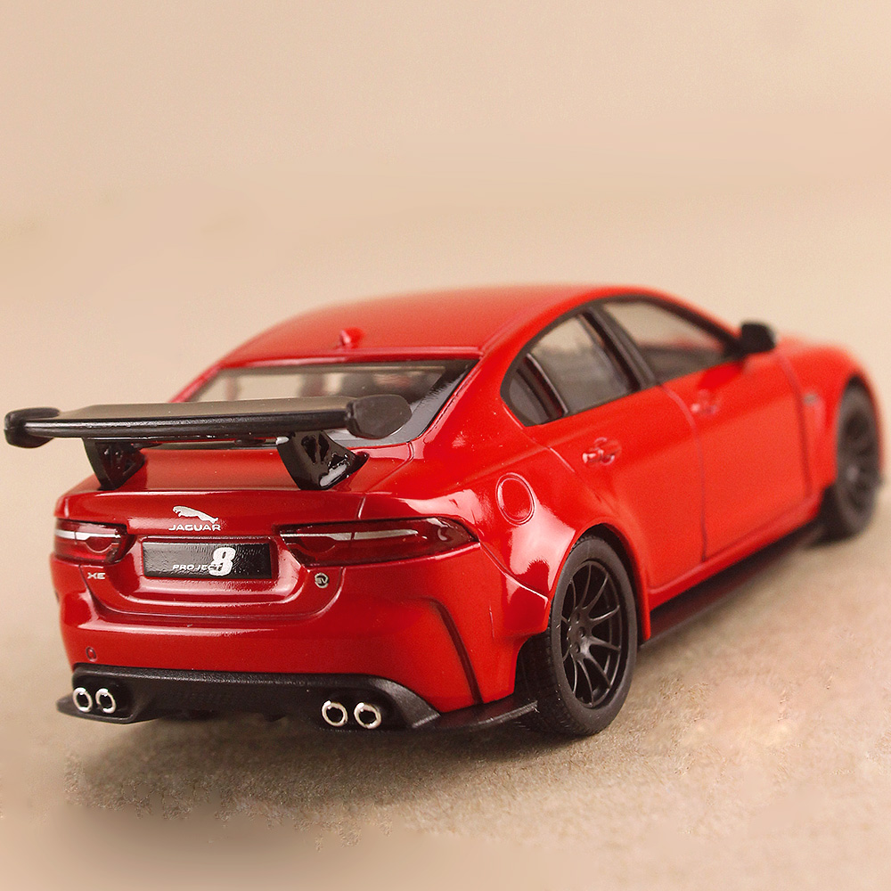 Jaguar XE SV Project 8 Scale 1:38 โมเดลรถเหล็ก (ปลีก-ส่ง)