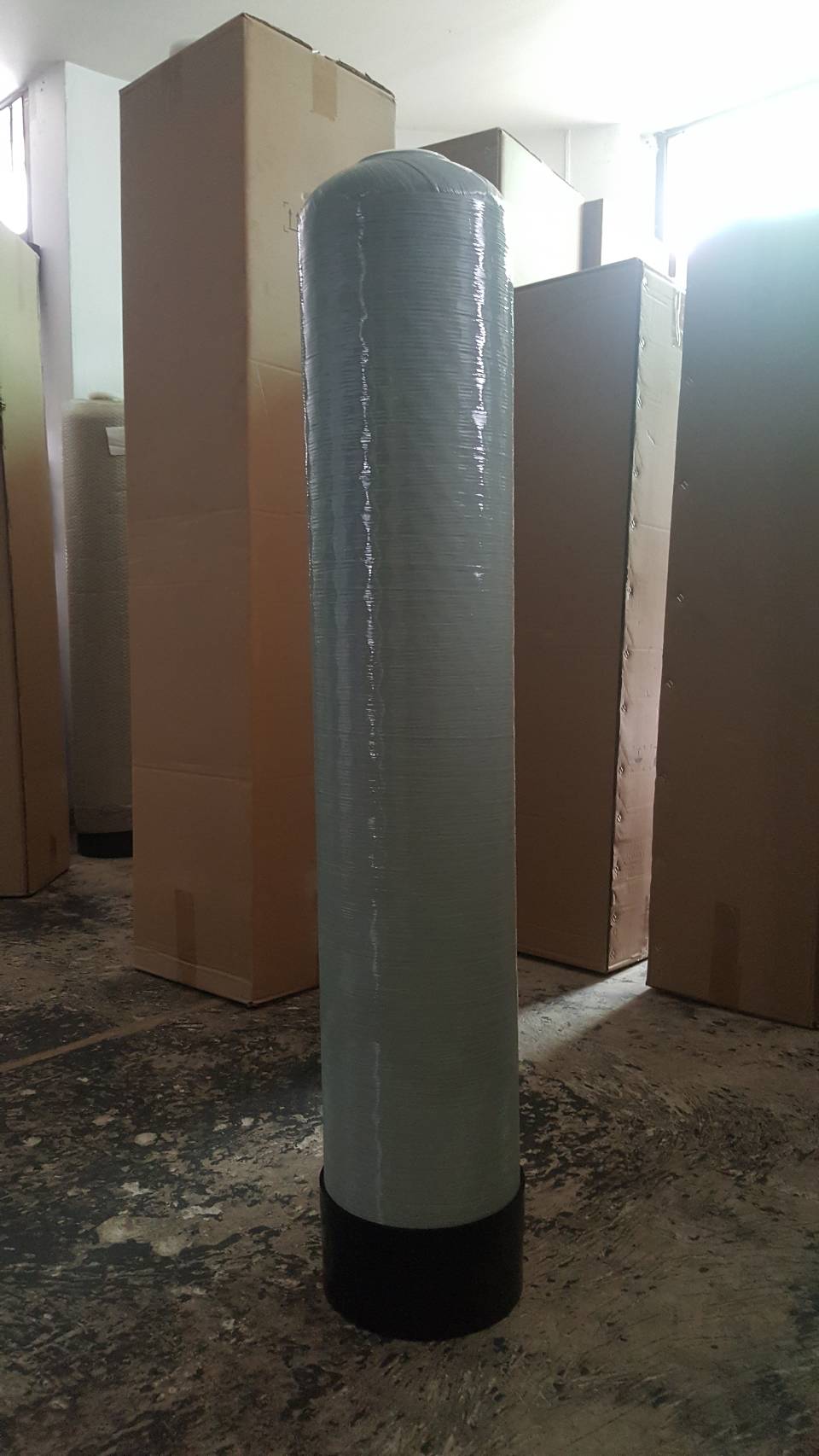 ถังกรองน้ำ Fiber Tank 8x44 นิ้ว ปากถัง 2.5 นิ้ว สีเทา