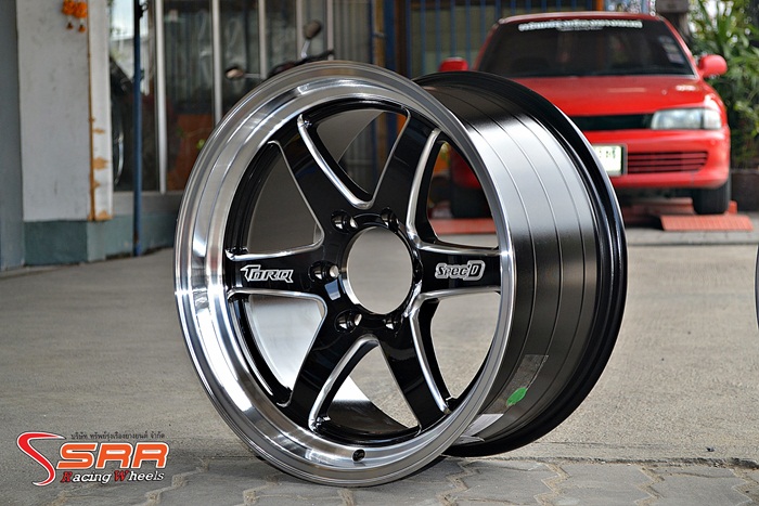 D1R Spec-D TORQ ขอบ18 หน้า9.5 หลัง10.5 6x139.7 BKM