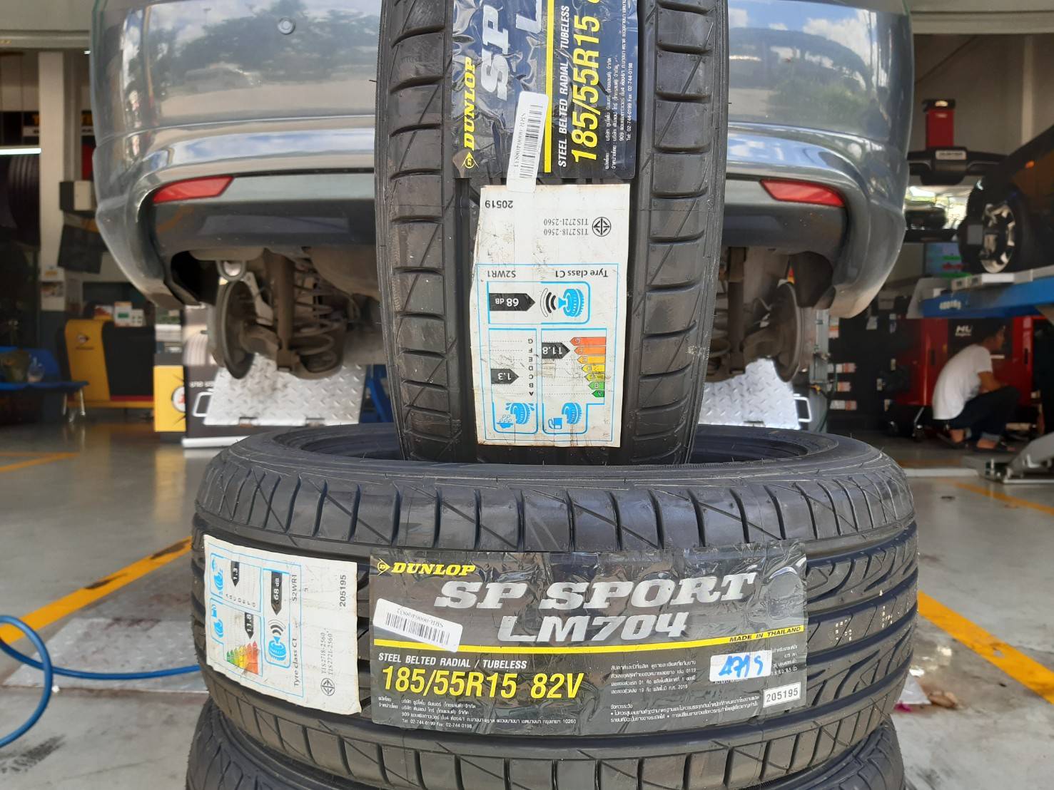 DUNLOP LM704 185/55R15 ยางปี19 ลดราคาพิเศษ