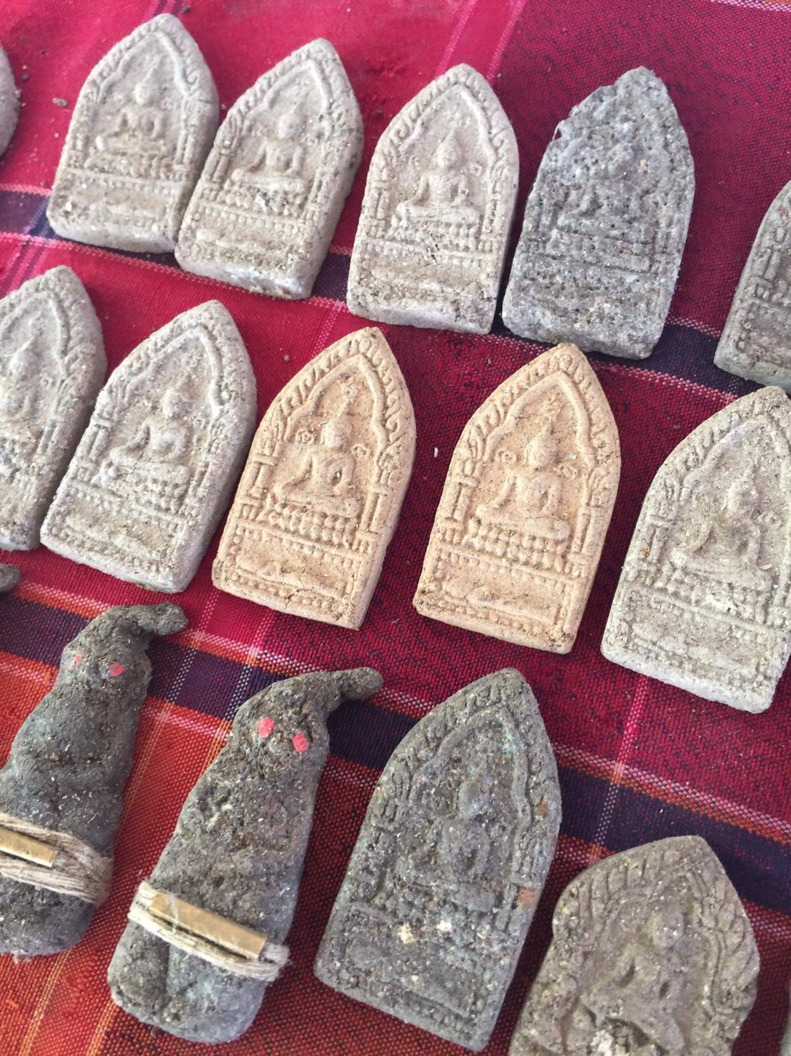 เครื่องรางชุดบูชาครูปี 45 อ.เปล่ง บุญยืน สุรินทร์