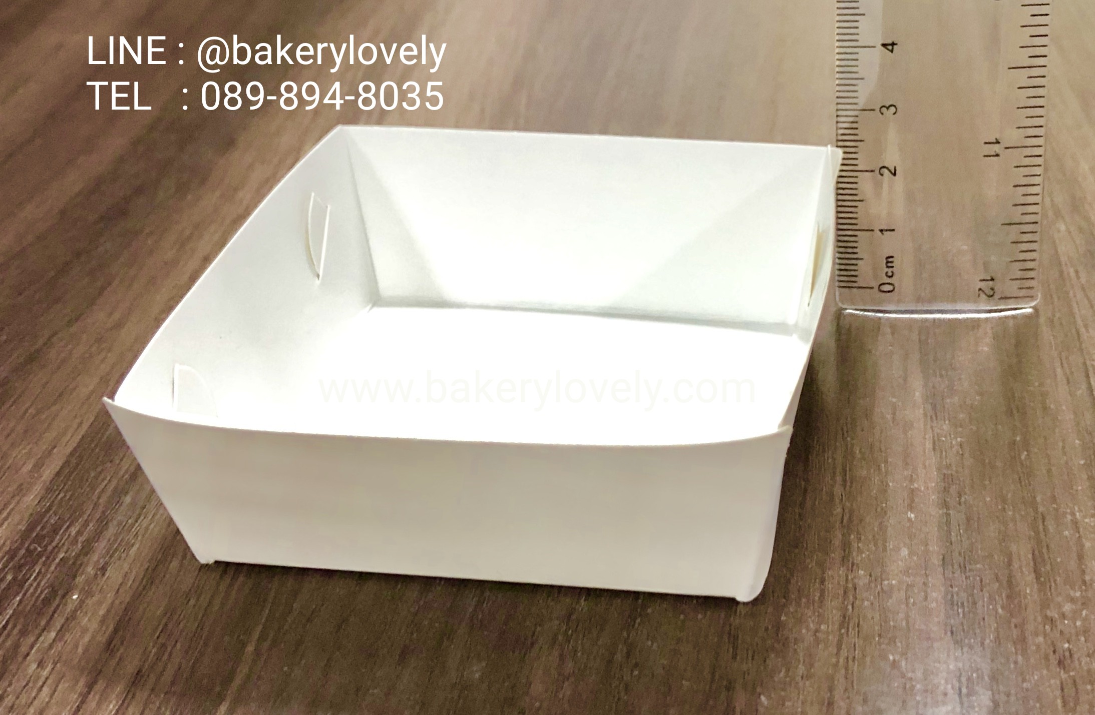 ถาดกระดาษ สีขาว 6.7x6.7x2.8 cm ขอบเรียบ ( เคลือบ1ด้าน )