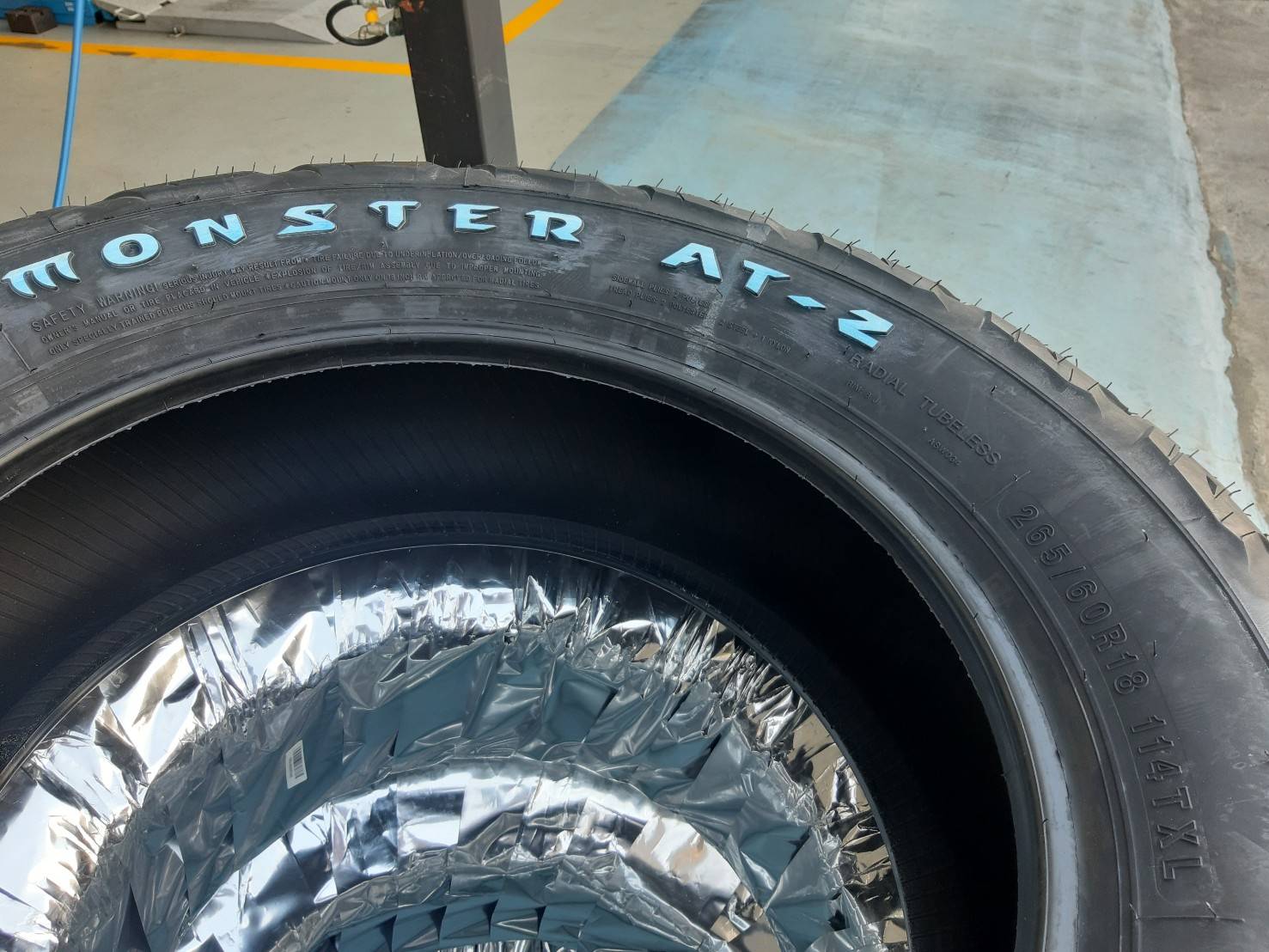 RAIDEN MONSTER AT-2 265/60R18 ยางใหม่ปี2020 ลดราคาพิเศษ