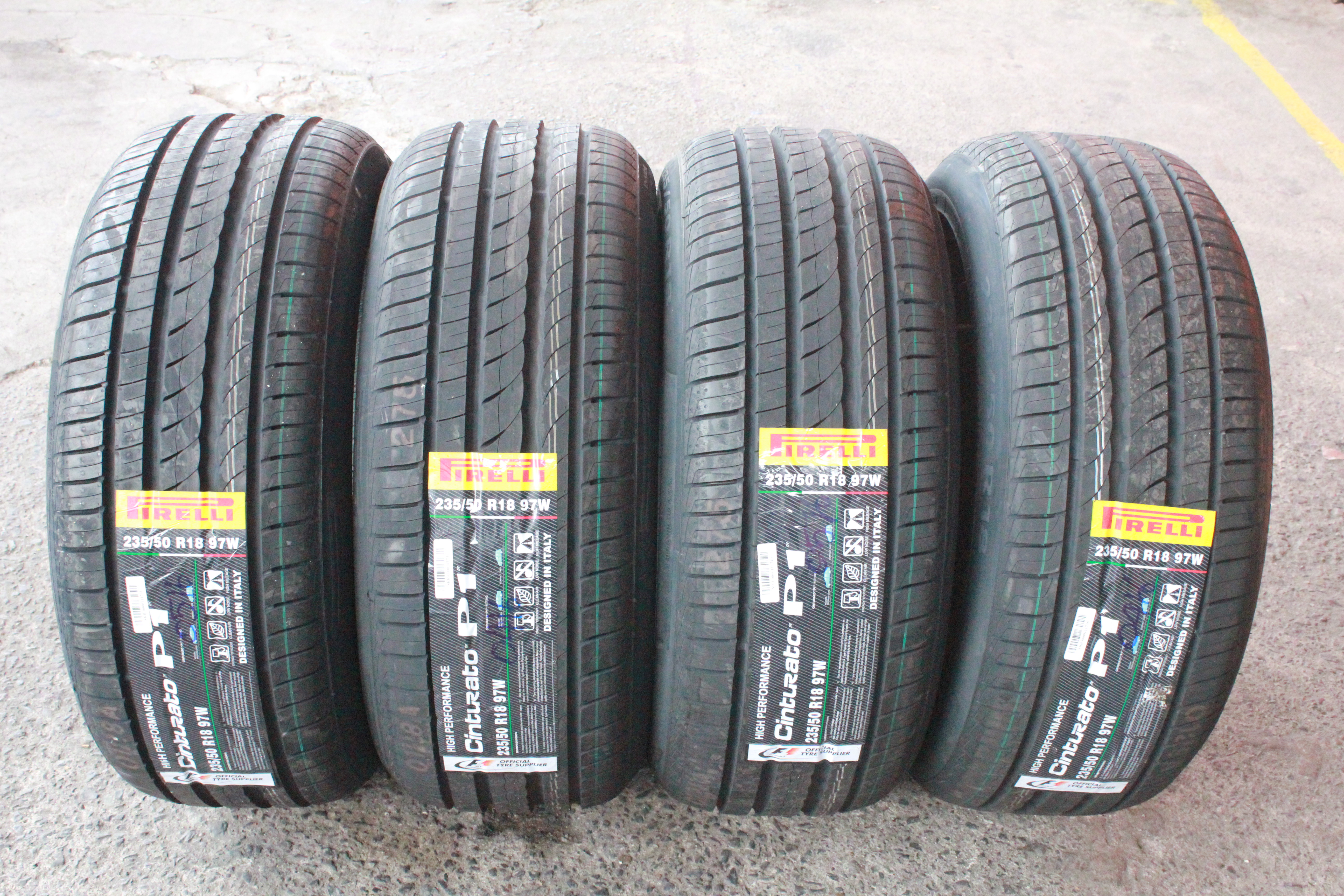 PIRELLI P1 235/50R18