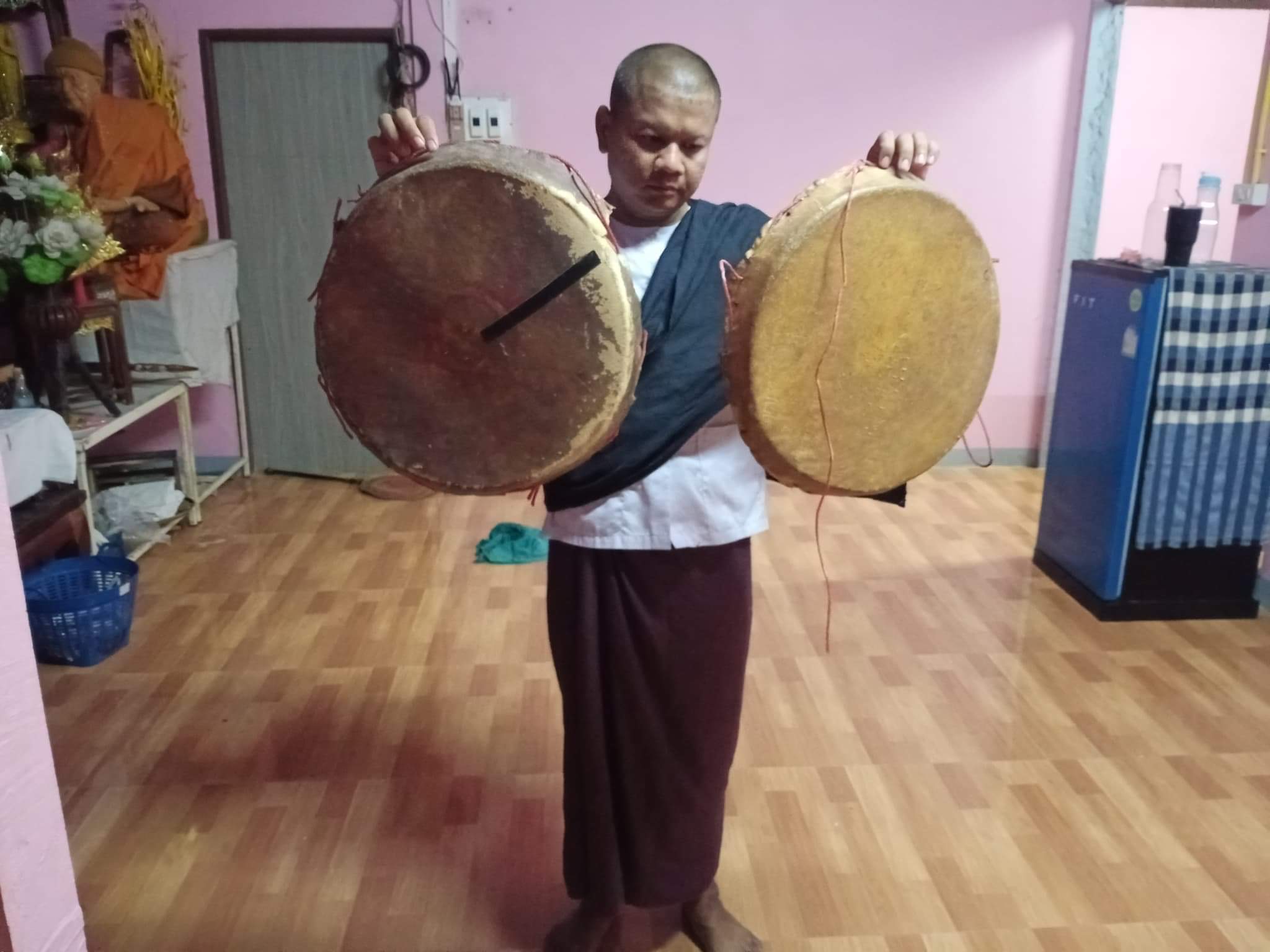 ตะกรุดหนังกลองแตกแหวกใจมนุษย์ อาจารย์เขมร FLT