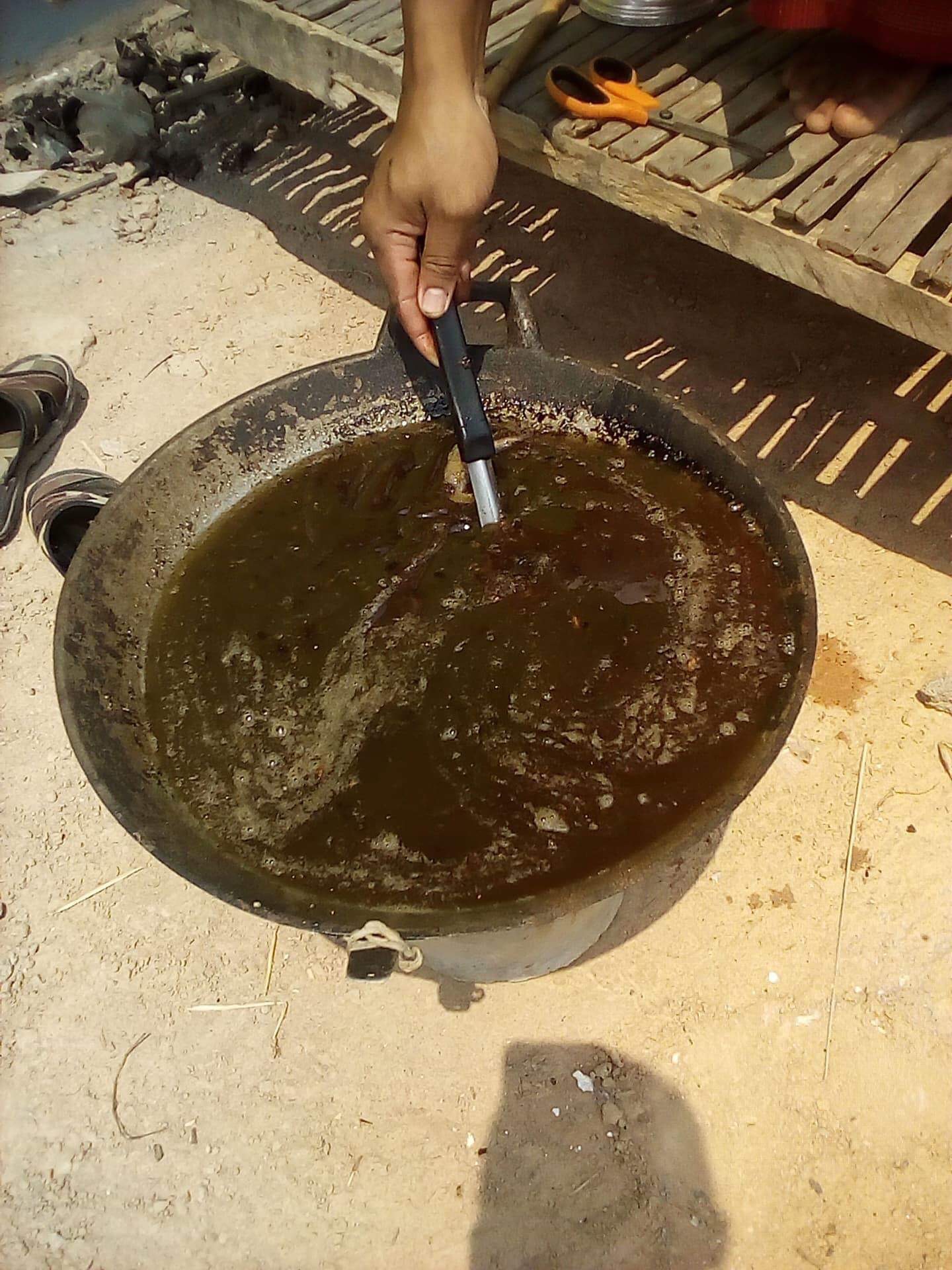 สีผึ้งพรายงูกุเลน อาจารย์เขมร (FL)