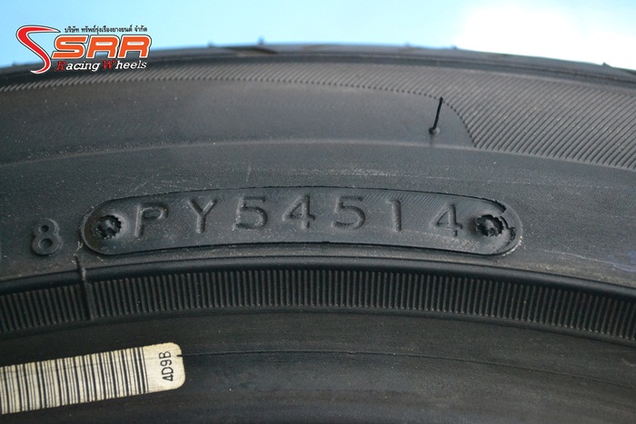 TOYO DRB 225/45R17 ปี14 เส้นละ 1,750 บาท