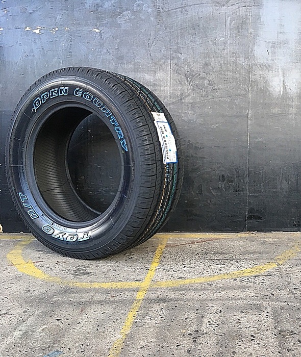 TOYO OPEN COUNTRY H/T 265/60R18