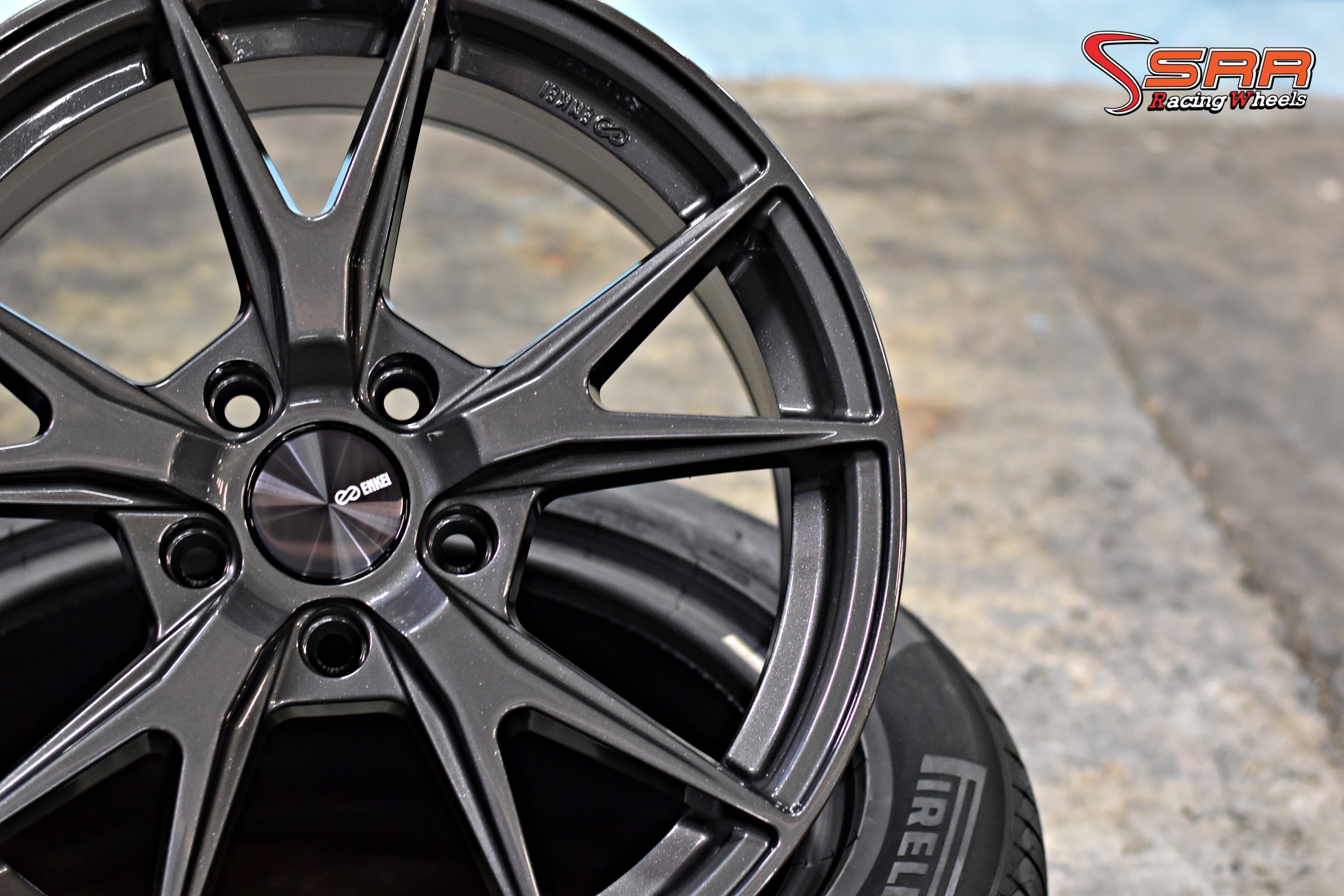 ENKEI PHOENIX ขอบ17 ET38 5x114.3 สีGBU6 สีกันเมทาลิก