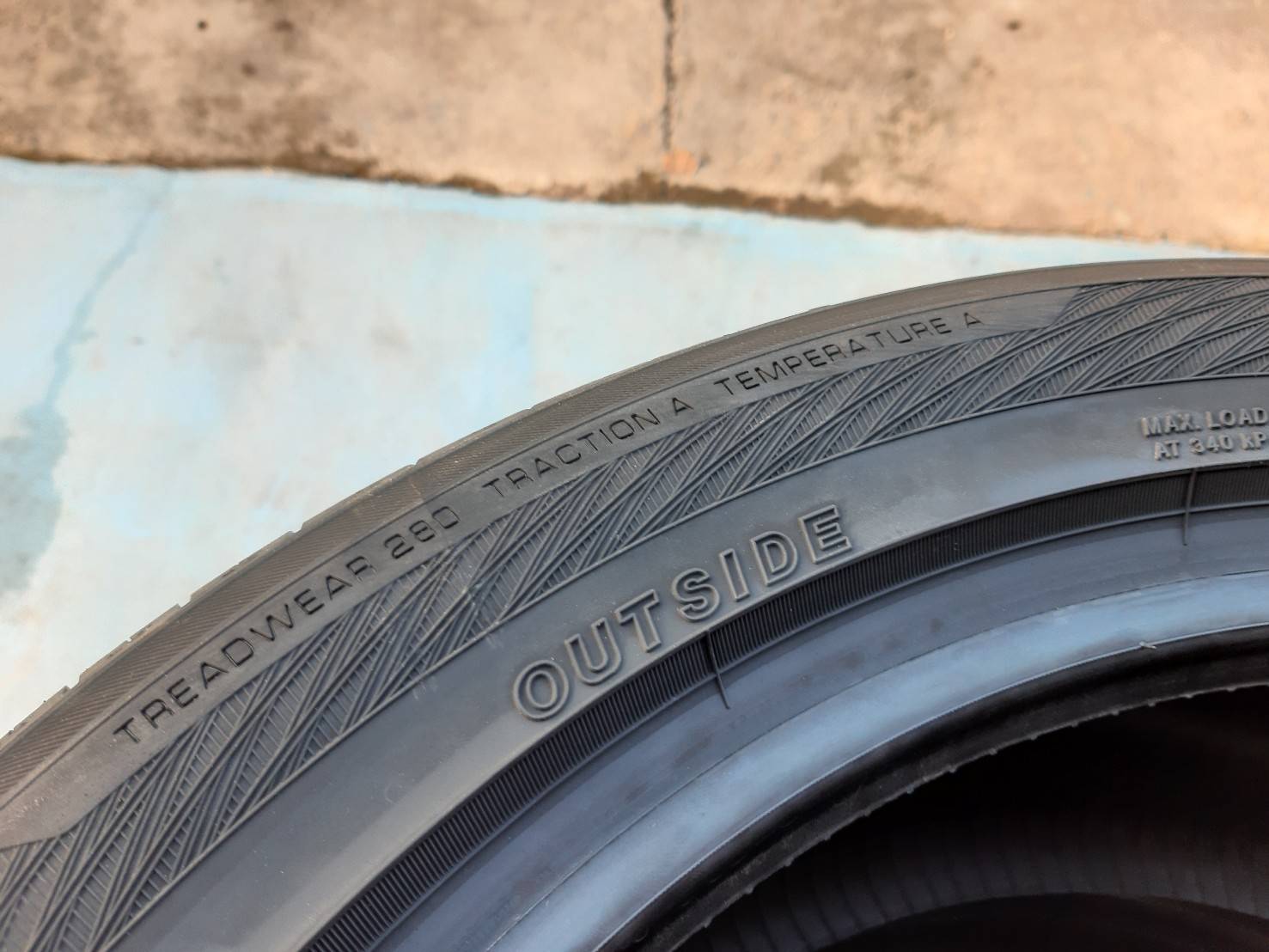YOKOHAMA ADVAN dB V552 215/50R17 ยางญี่ปุ่น ปี19