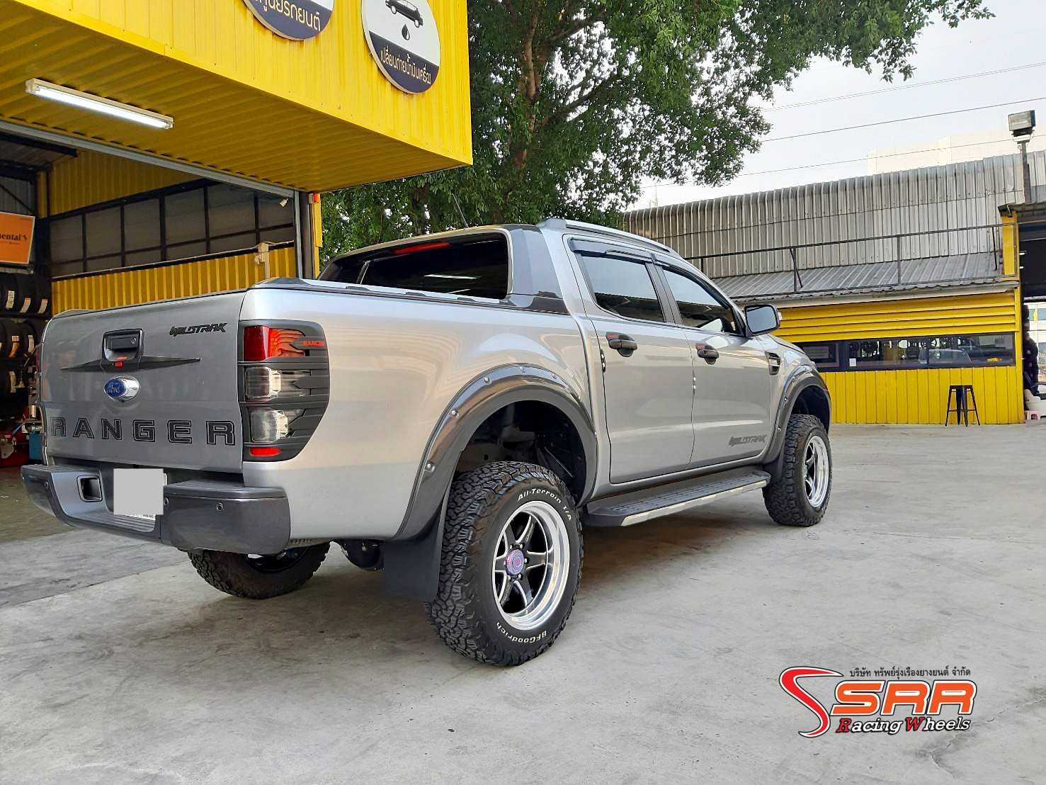 SPEC-R Project-D D-1SRR 18x9.5 ET+05 6x139.7 BKWMA