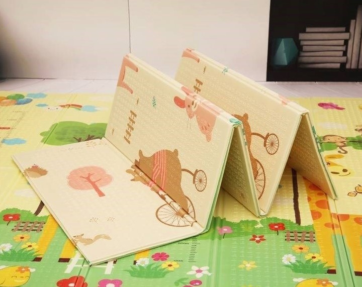 เสื่อรองคลานเกาหลี แบบพับเกาหลี 6 ฟุต ( 6 ผืน )