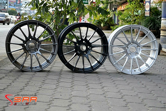 ENKEI RS050RR ขอบ18 สเปกรถเก๋ง
