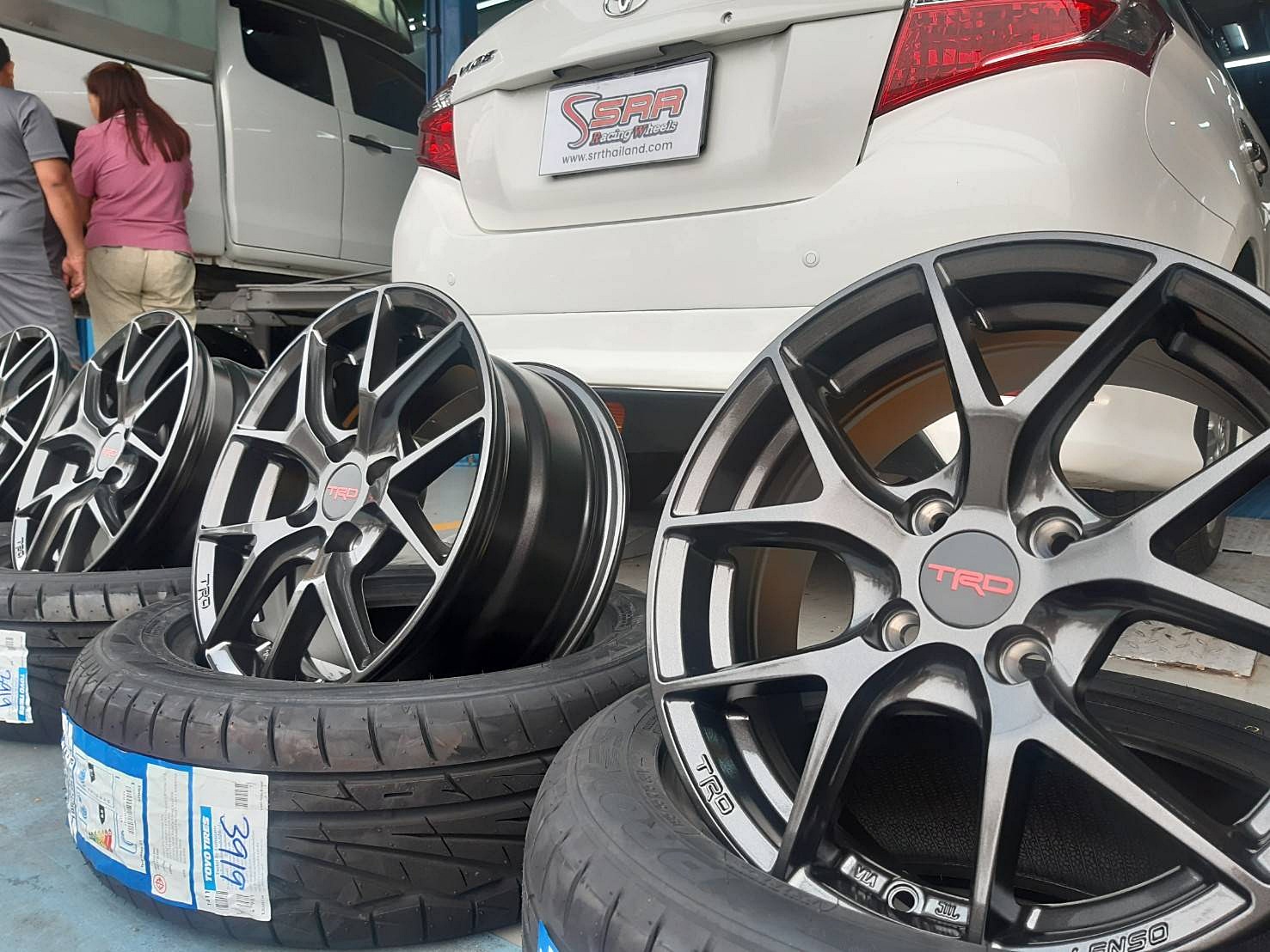 TRD TR6 ล้อแท้LENSO ขอบ15 4x100 HD สำหรับใส่รถTOYOTA