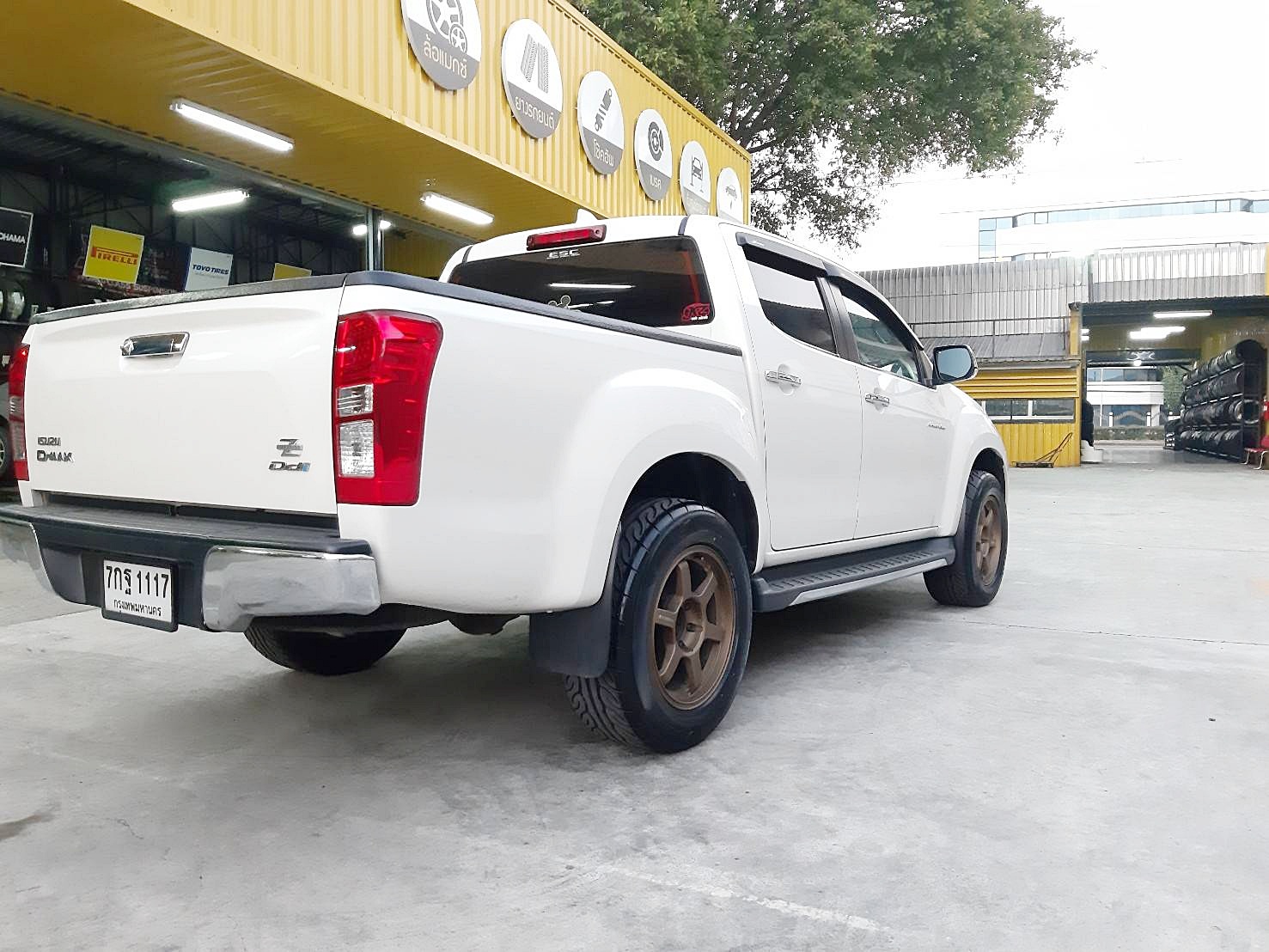 YOKOHAMA ADVAN AD08RS 265/60R18 ยางญี่ปุ่น ปี2021 ราคาพิเศษ